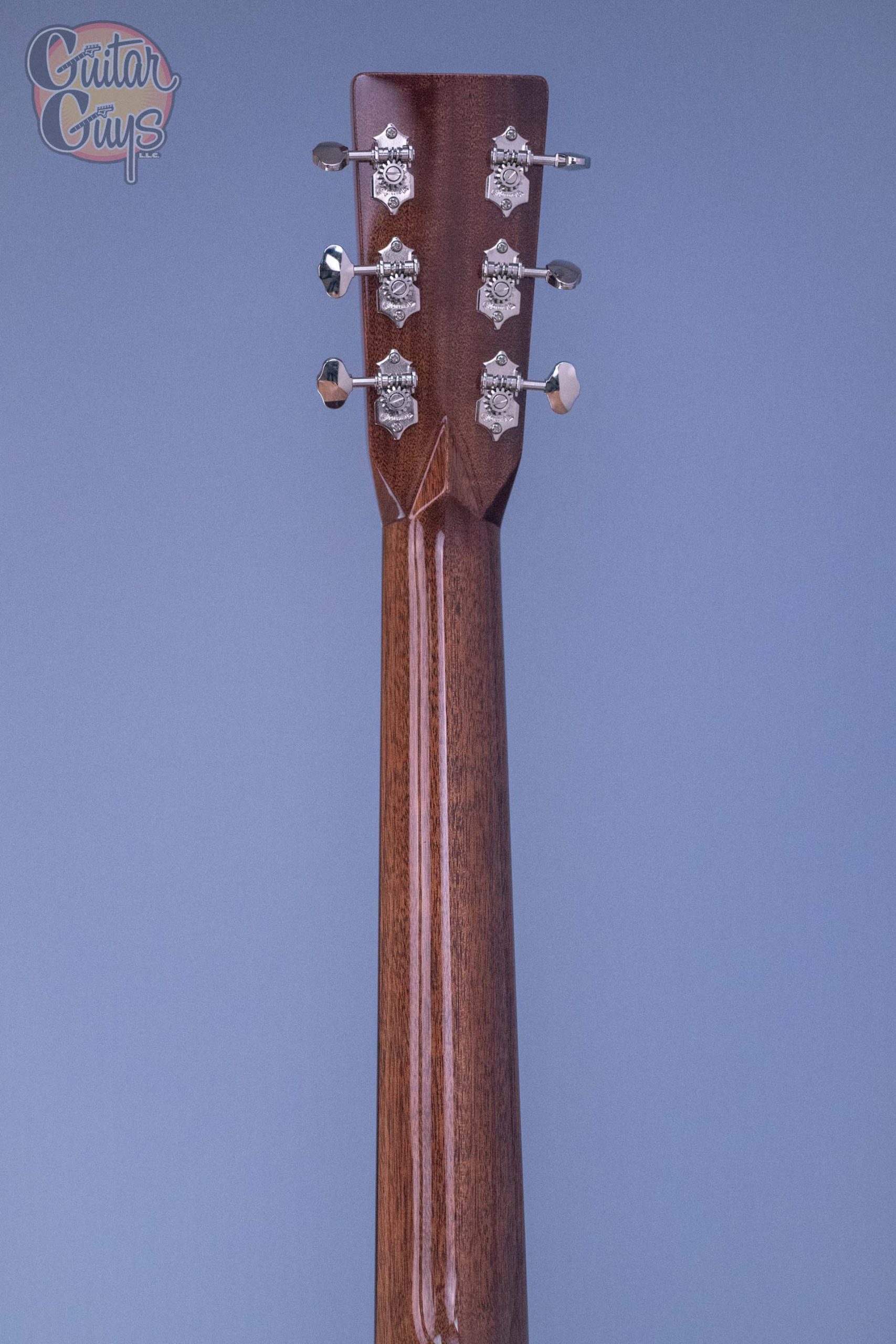 Martin 000-28EC Eric Clapton Signature Sunburst - Image 6