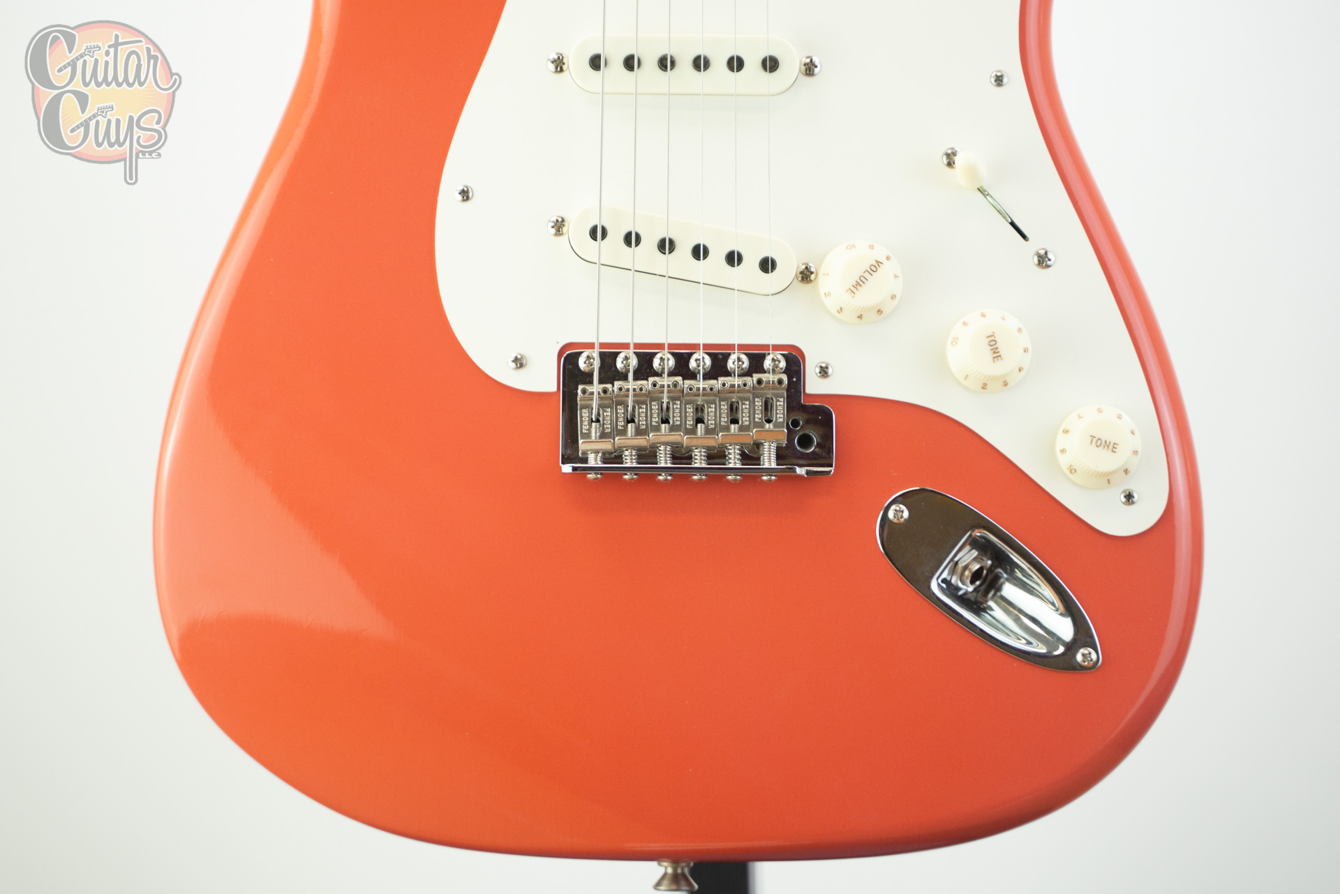 Fender Custom Shop Limited Edition 1950's Stratocaster Deluxe Closest Classic Faded Aged Tahitian Coral - Image 4