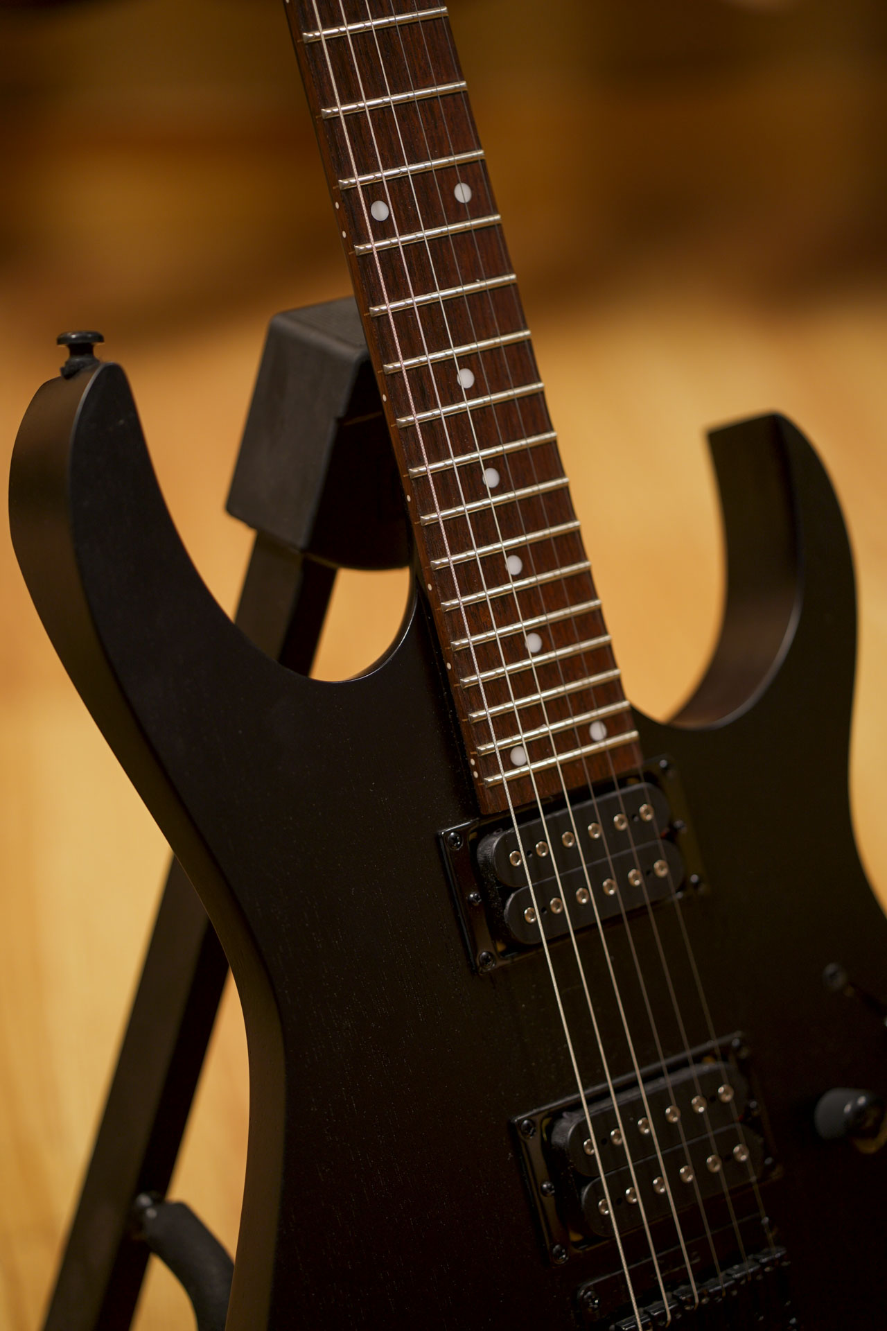 Ibanez RGRT421 - Image 21