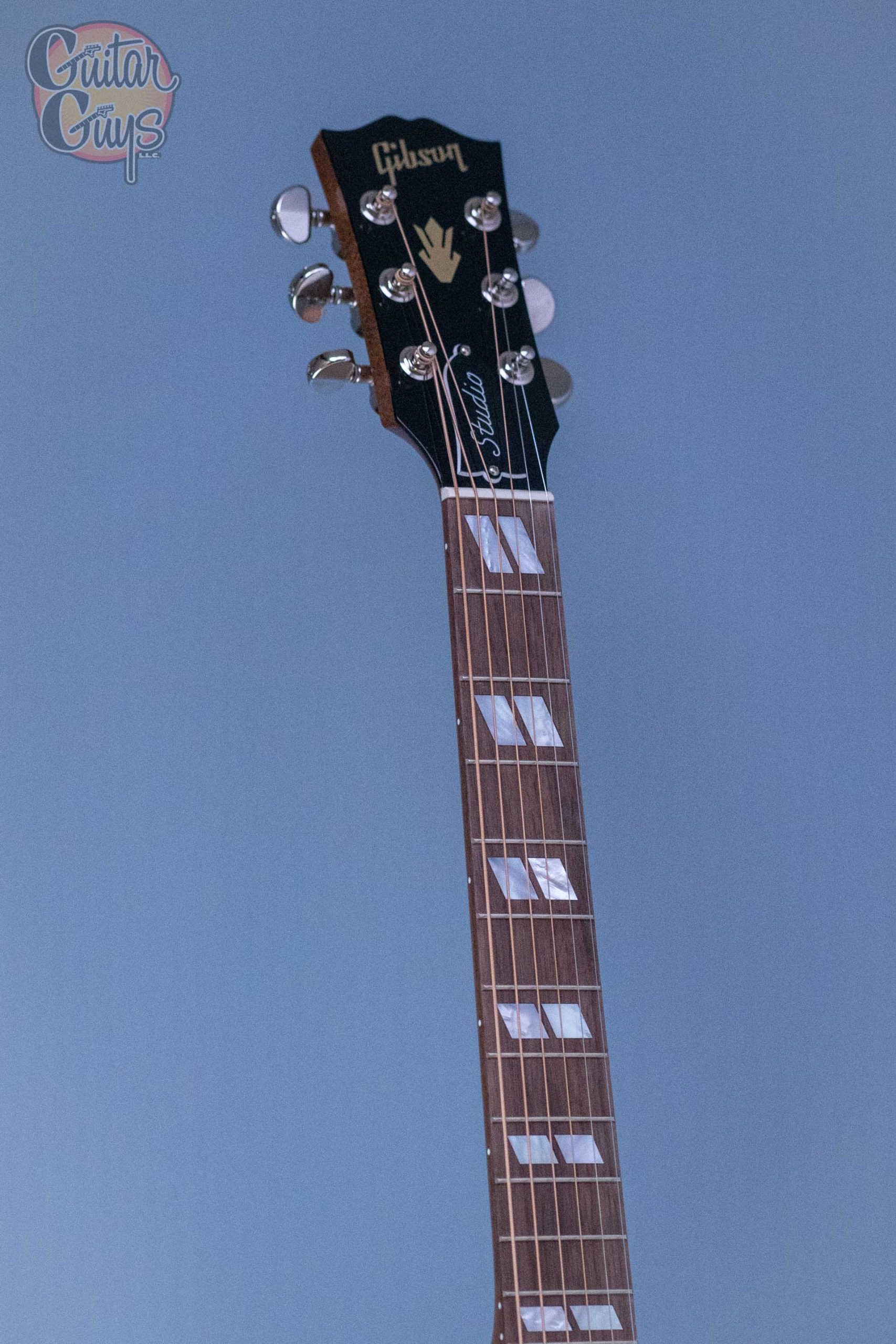 Gibson Hummingbird Studio Walnut Antique Natural - Guitar Guys