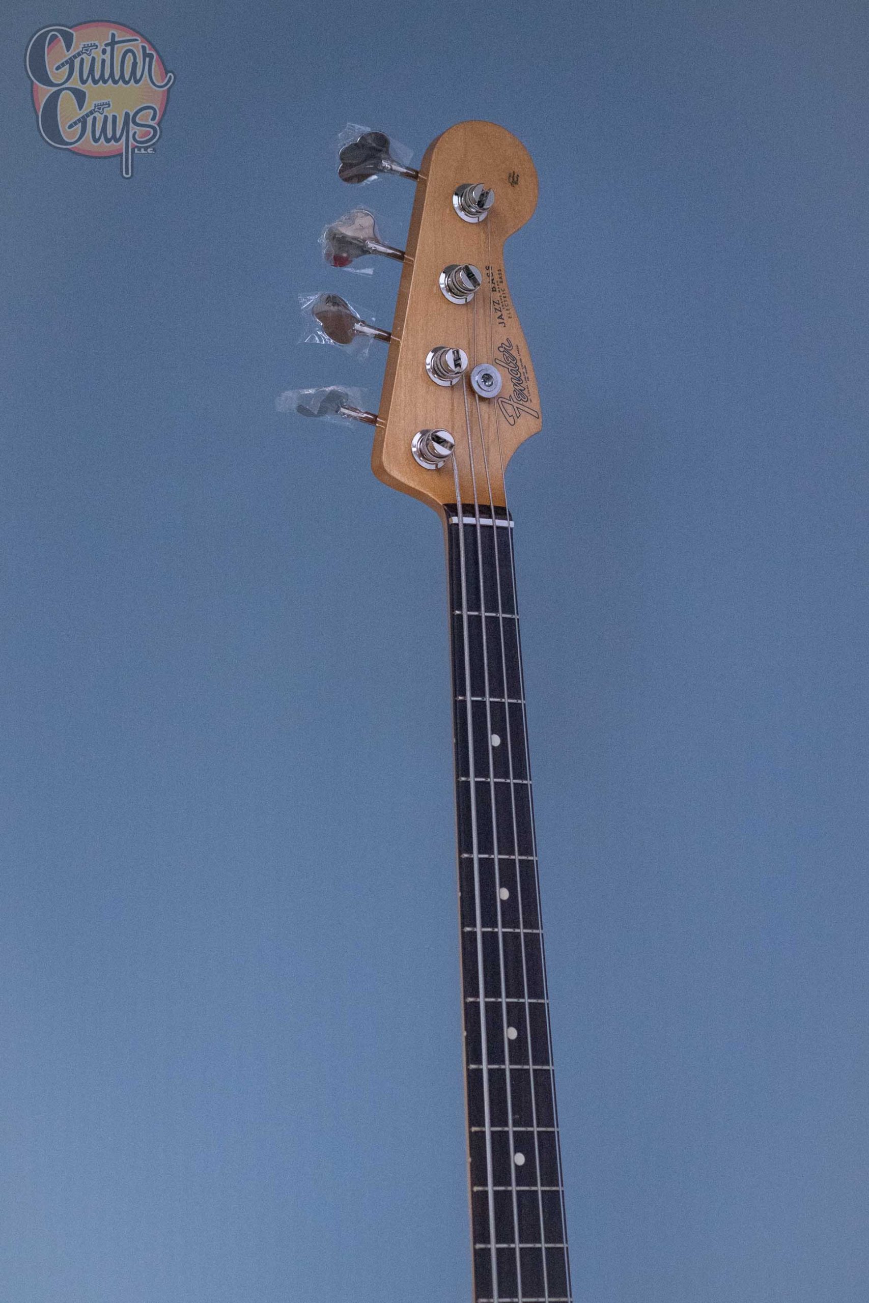 Fender Vintera II '60s Jazz Bass RW Fiesta Red - Guitar Guys