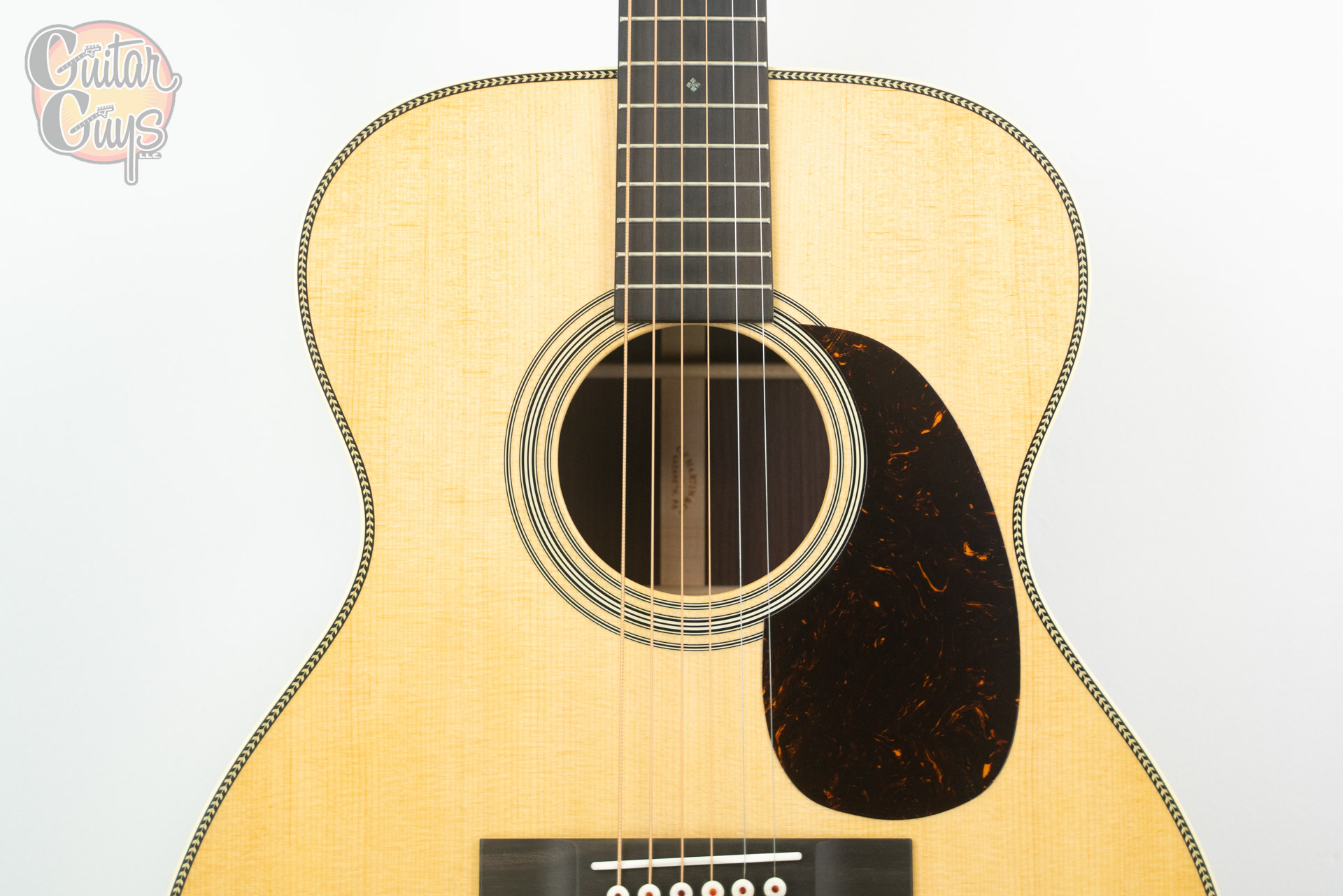 Martin 000-28 Natural - Image 3