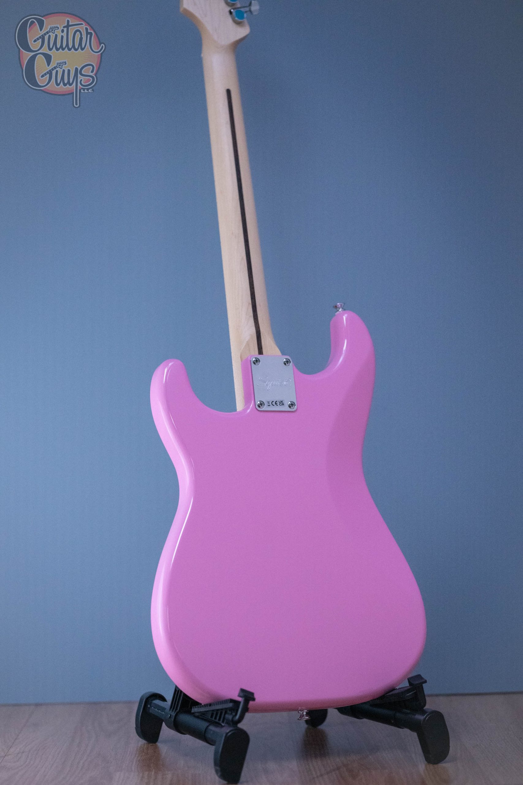Squier Sonic Stratocaster HT H MF Flash Pink - Guitar Guys
