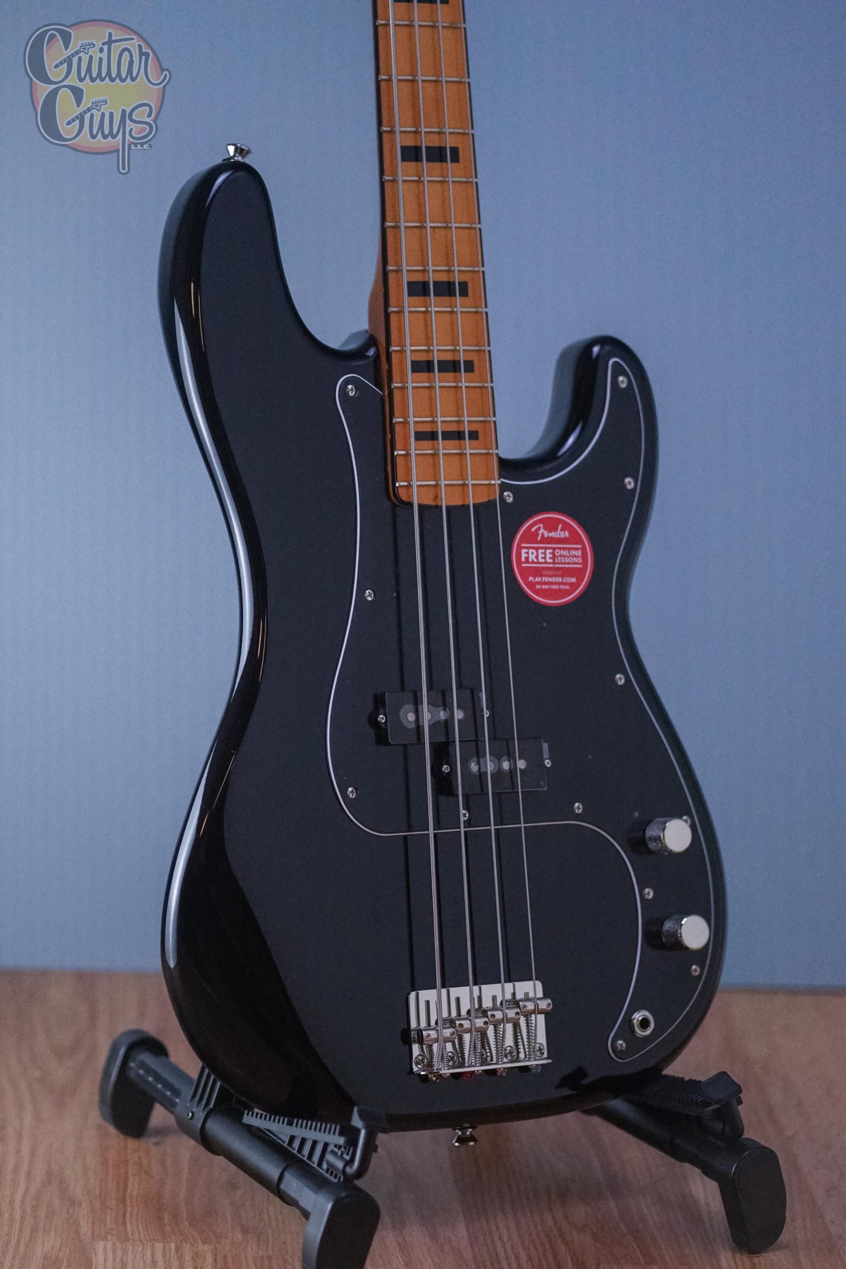 Squier CLASSIC VIBE '70S PRECISION BASS (Black) - Guitar Guys