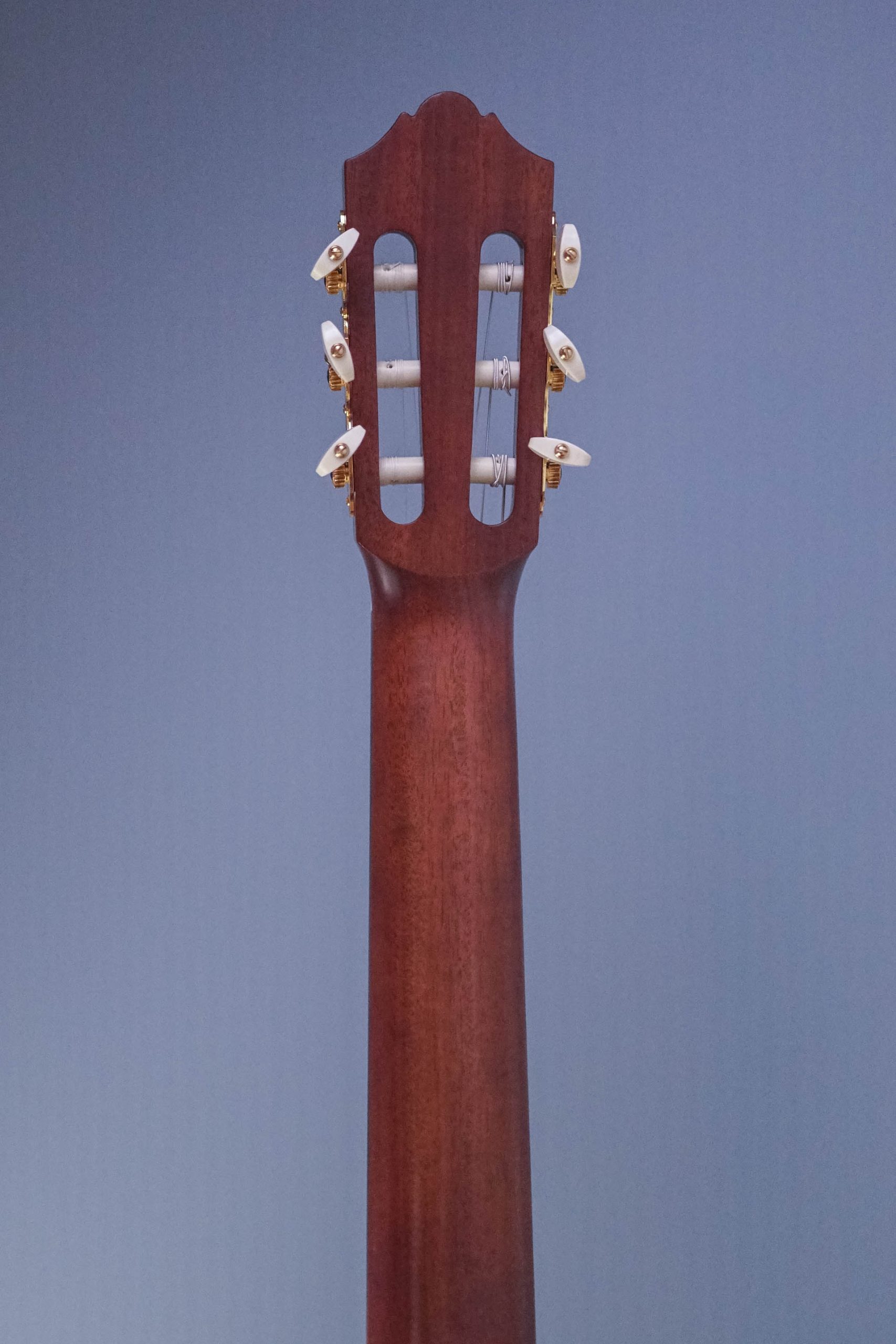 Yamaha CG192C Cedar Top Natural Wood DEMO - Image 4
