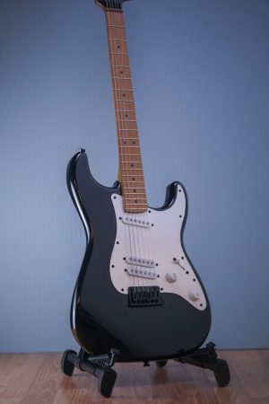 Squier Contemporary Stratocaster Special Roasted Maple Black DEMO