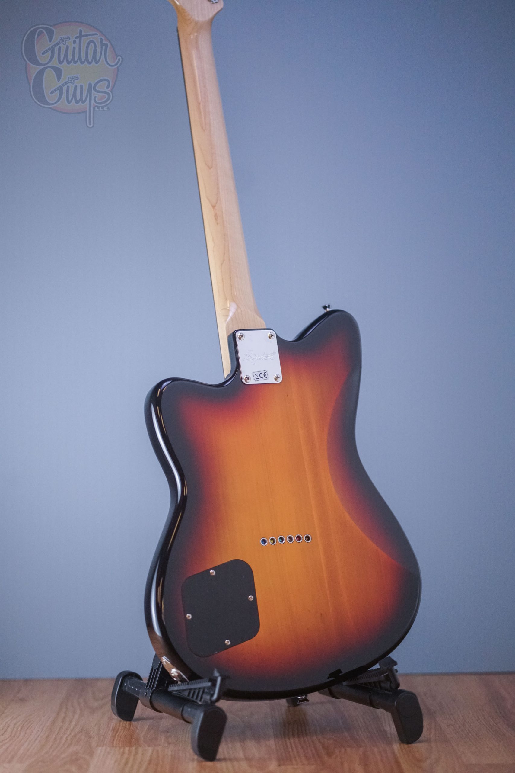 Squier Paranormal Toronado 3-Color Sunburst* - Image 6