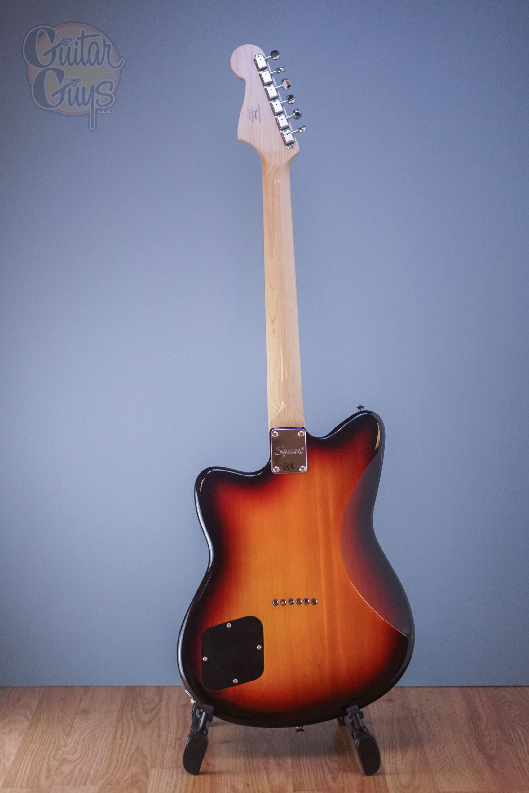 Squier Paranormal Toronado 3-Color Sunburst* - Image 7