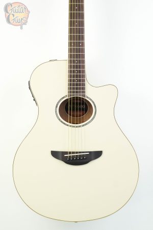 Yamaha APX600 (Vintage White)