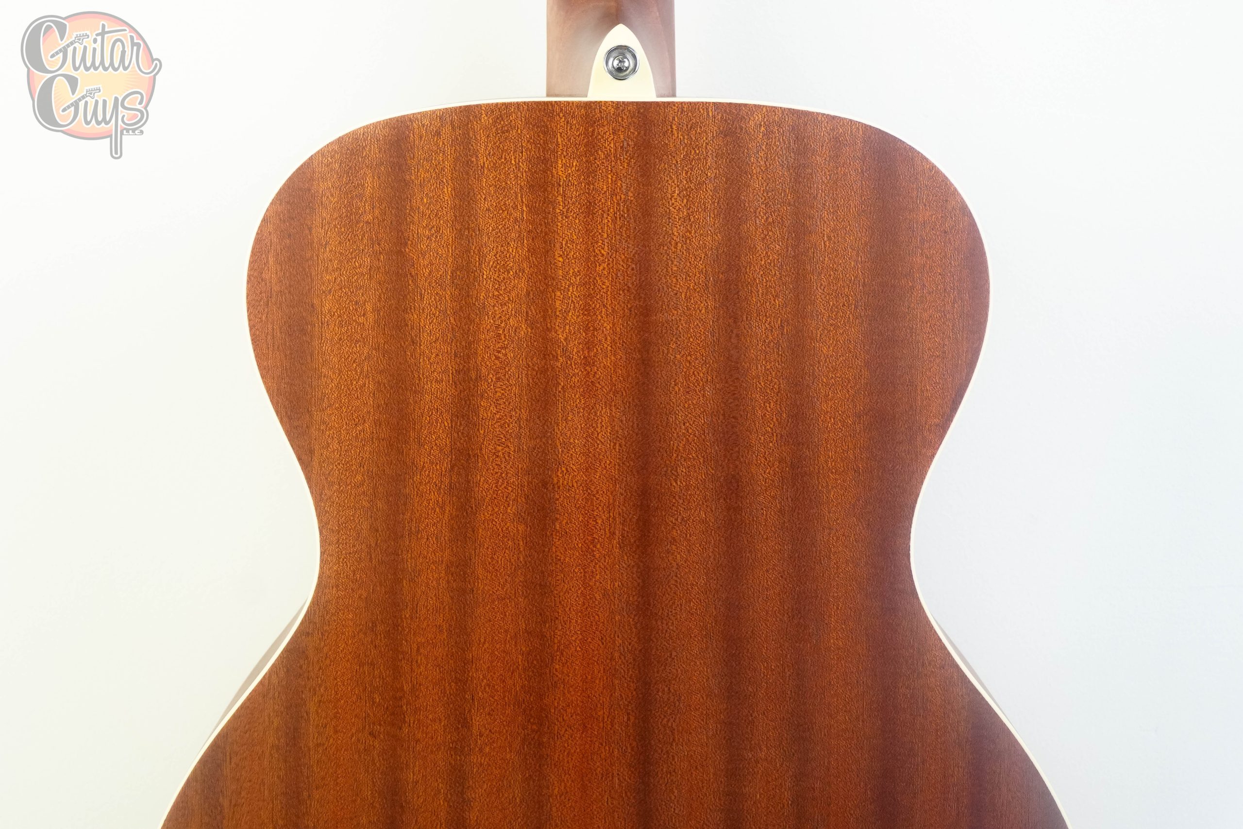 Alvarez RF26SSB-AGP Regent Folk/OM Acoustic Guitar Pack - Image 6