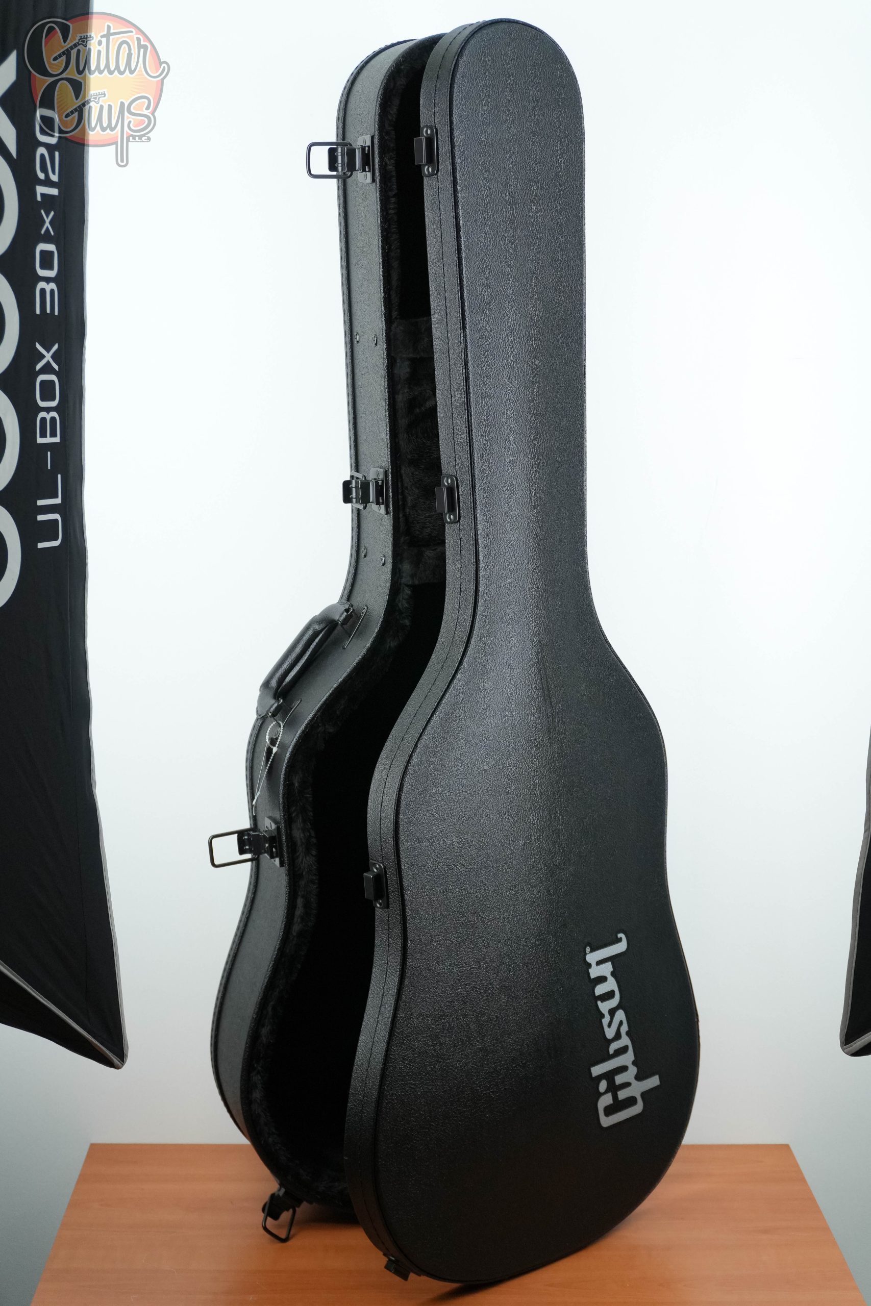 Gibson J-45 Standard Heritage Cherry Sunburst - Image 9