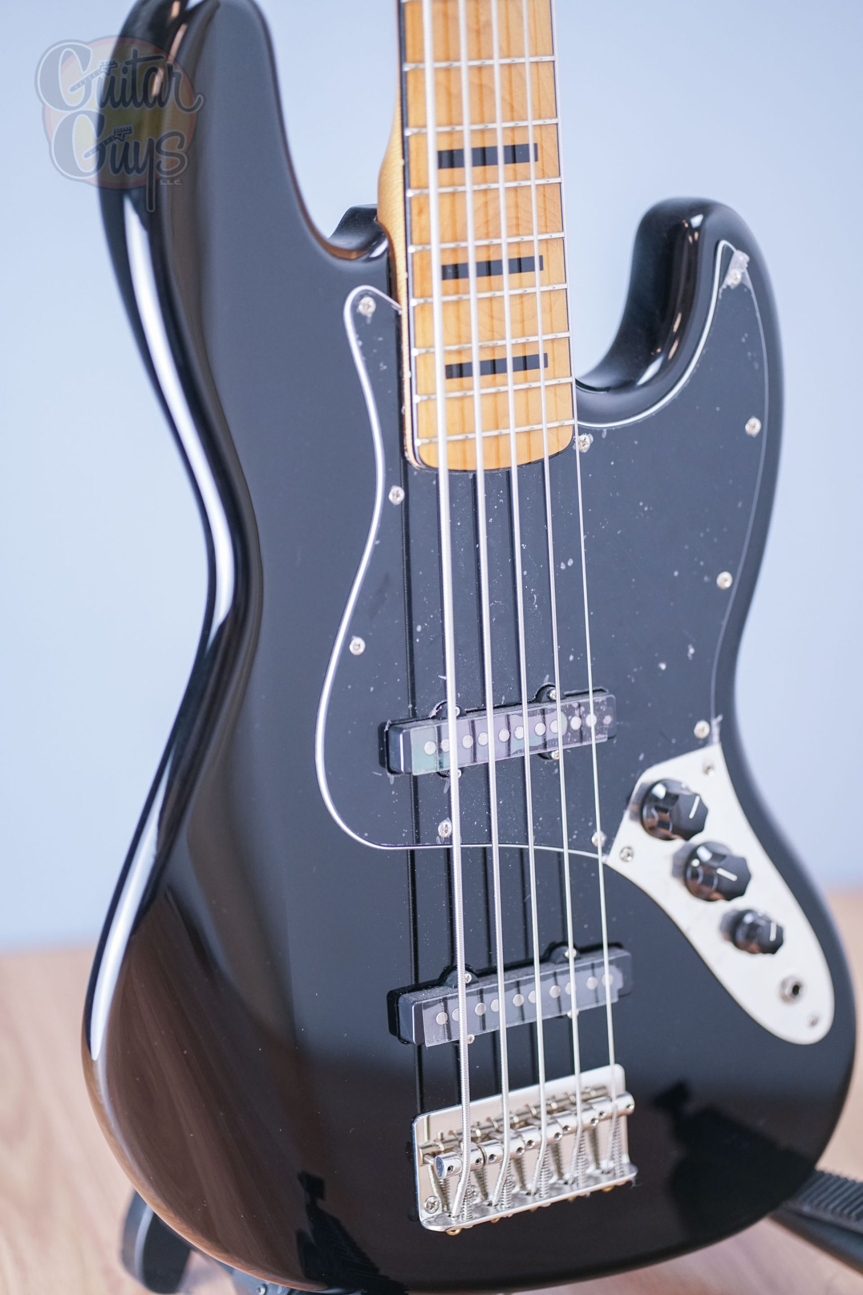 Squier CLASSIC VIBE '70S JAZZ BASS V 5-String (Black) - Guitar Guys