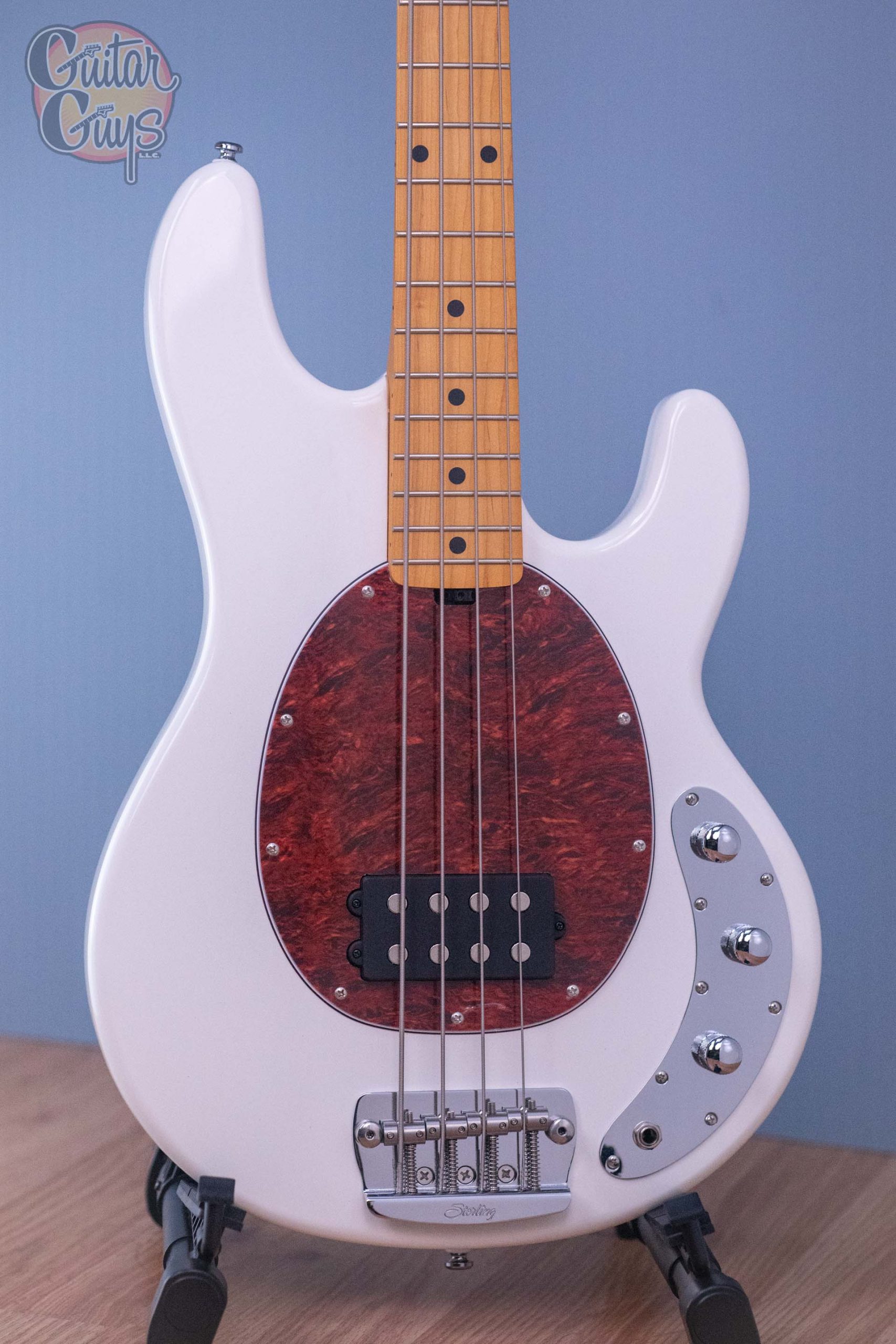 Sterling by Music Man Stingray Ray24CA Olympic White - Image 4