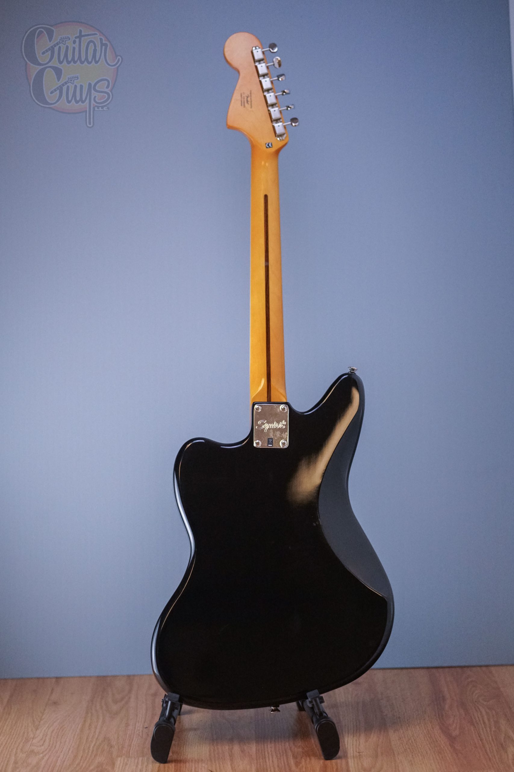 Squier Classic Vibe '70s Jaguar LF Black - Guitar Guys