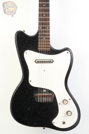 Pre-Owned Silvertone Model 1448 Amp In Case