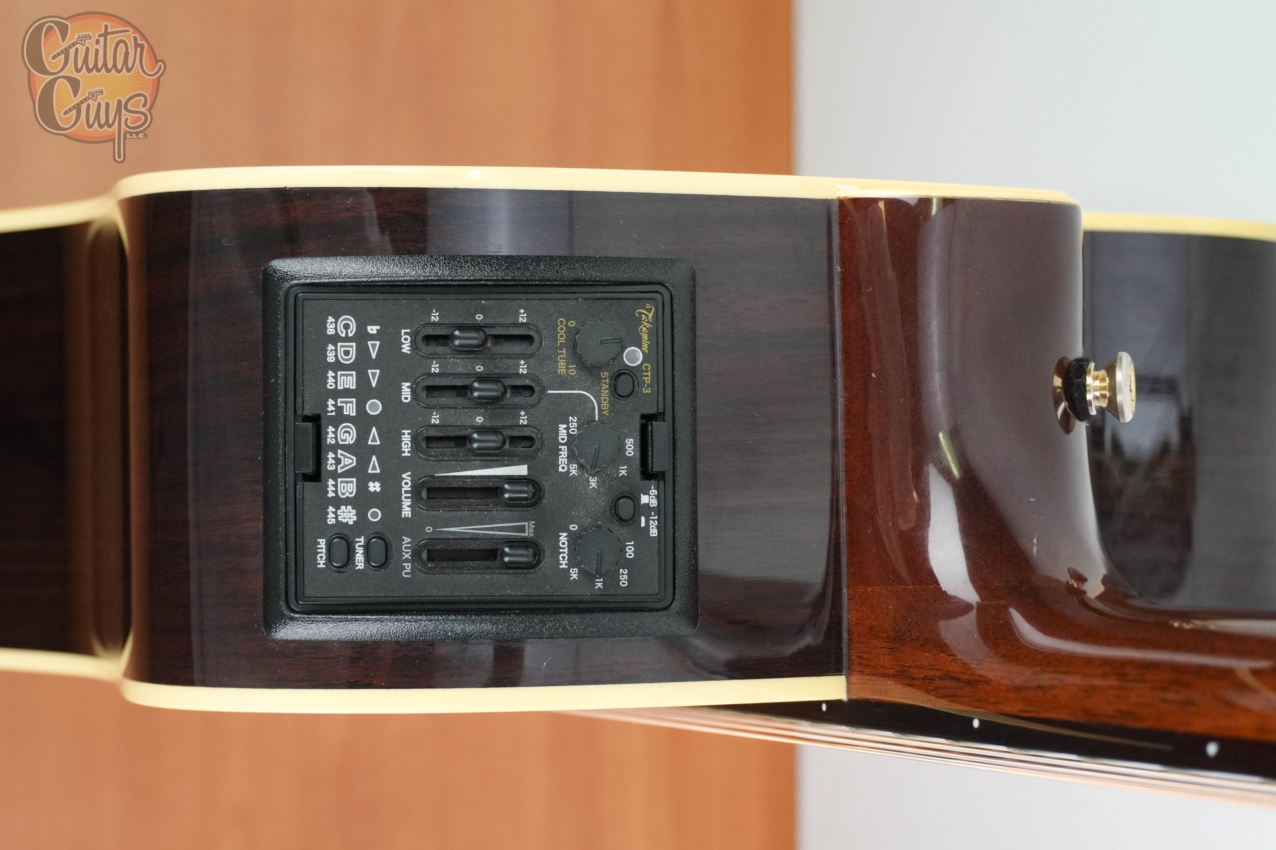 Pre-Owned Takamine P5DC Natural - Image 9