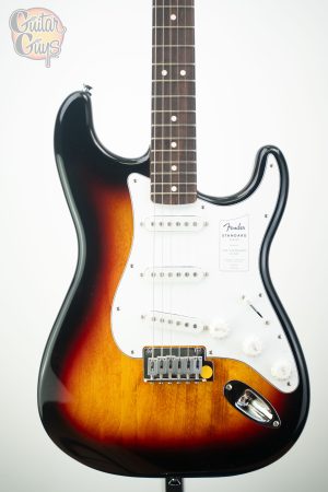Fender Standard Stratocaster 3-Color Sunburst