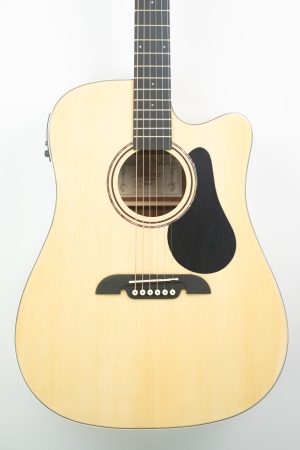 Alvarez RD26CE Regent Dreadnought w/cutaway Natural/Gloss