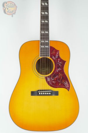 Epiphone Hummingbird Studio Heritage Cherry Sunburst