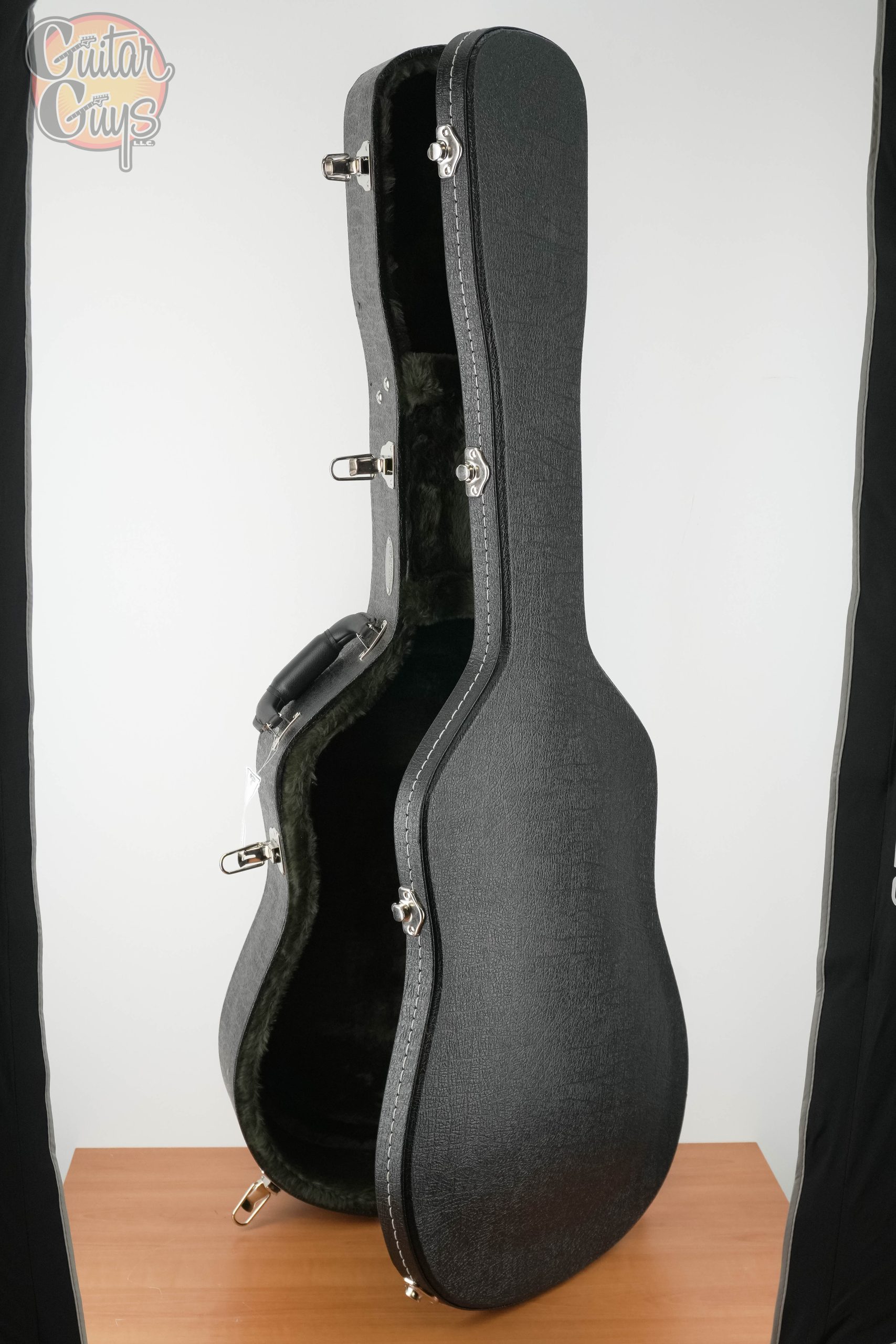 Martin D-18 Natural - Image 9