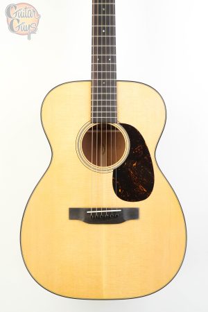 Martin 00-18 Natural