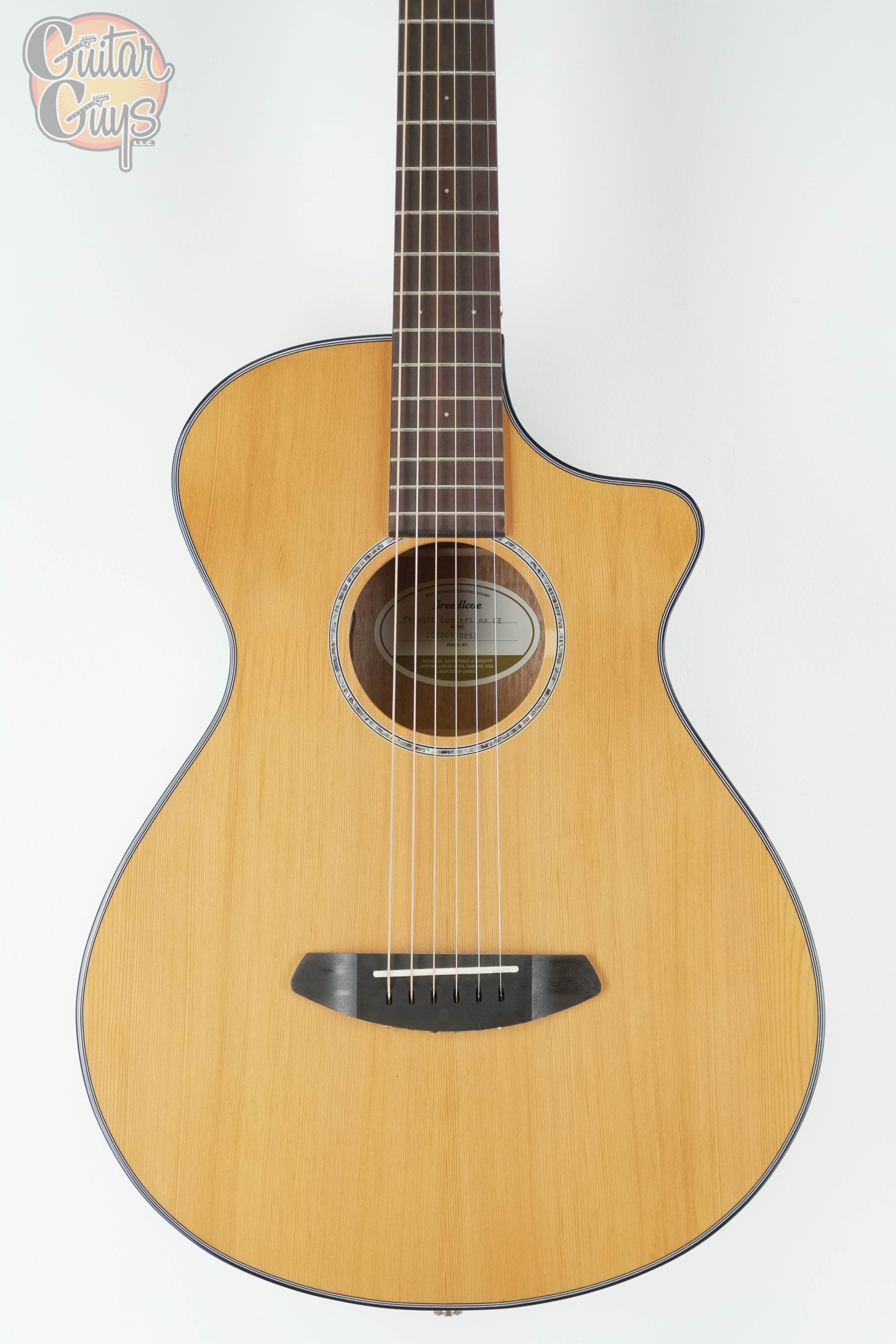 Pre-Owned Breedlove Pursuit Concertina CE