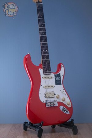 Fender Player II Stratocaster HSS Coral Red