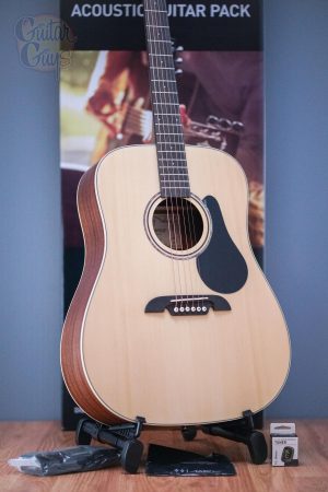 Alvarez RD26S-AGP Regent Dreadnought Acoustic Guitar Pack Spruce Natural/Satin