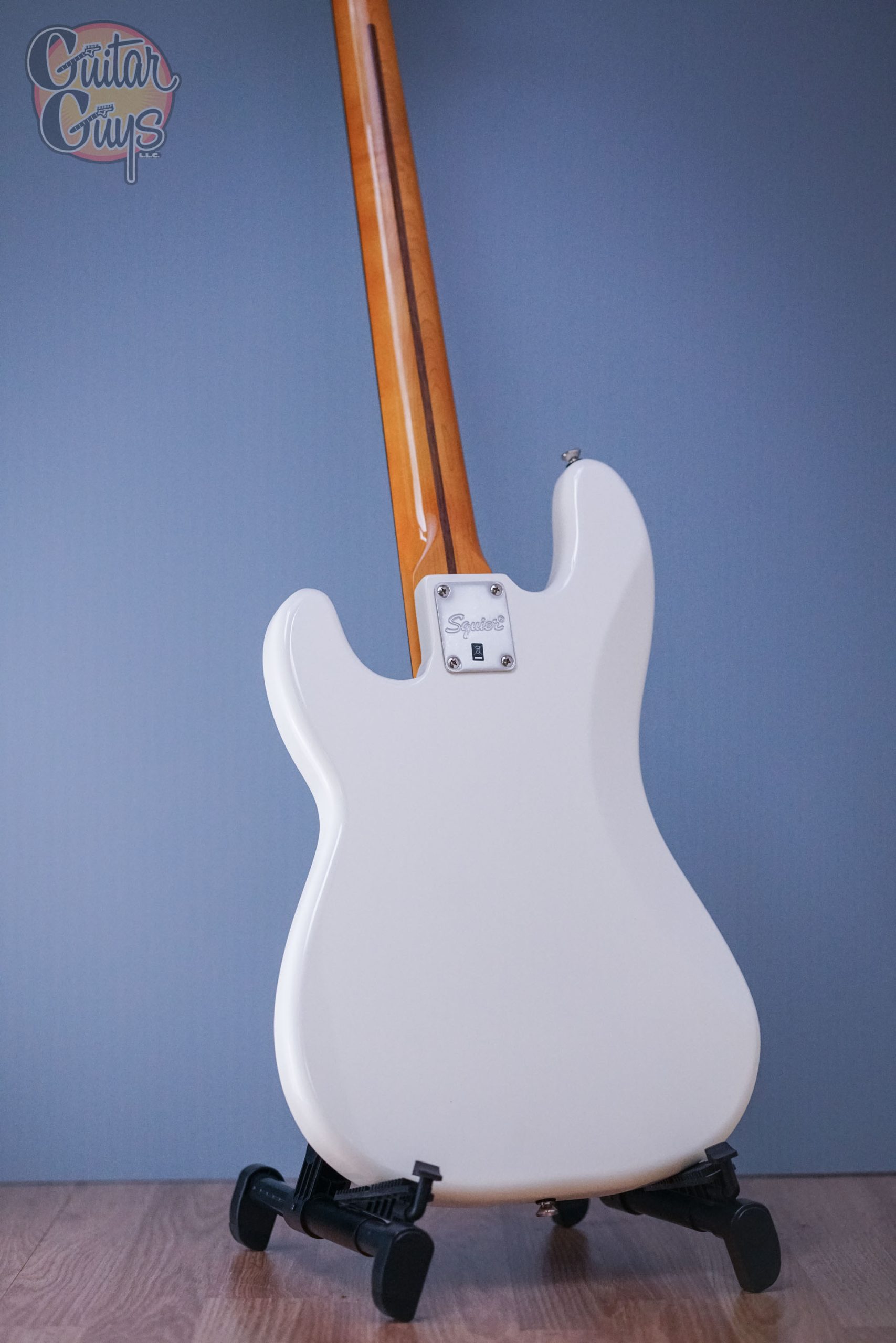 Squier CLASSIC VIBE '60S PRECISION BASS (Olympic White) - Guitar Guys