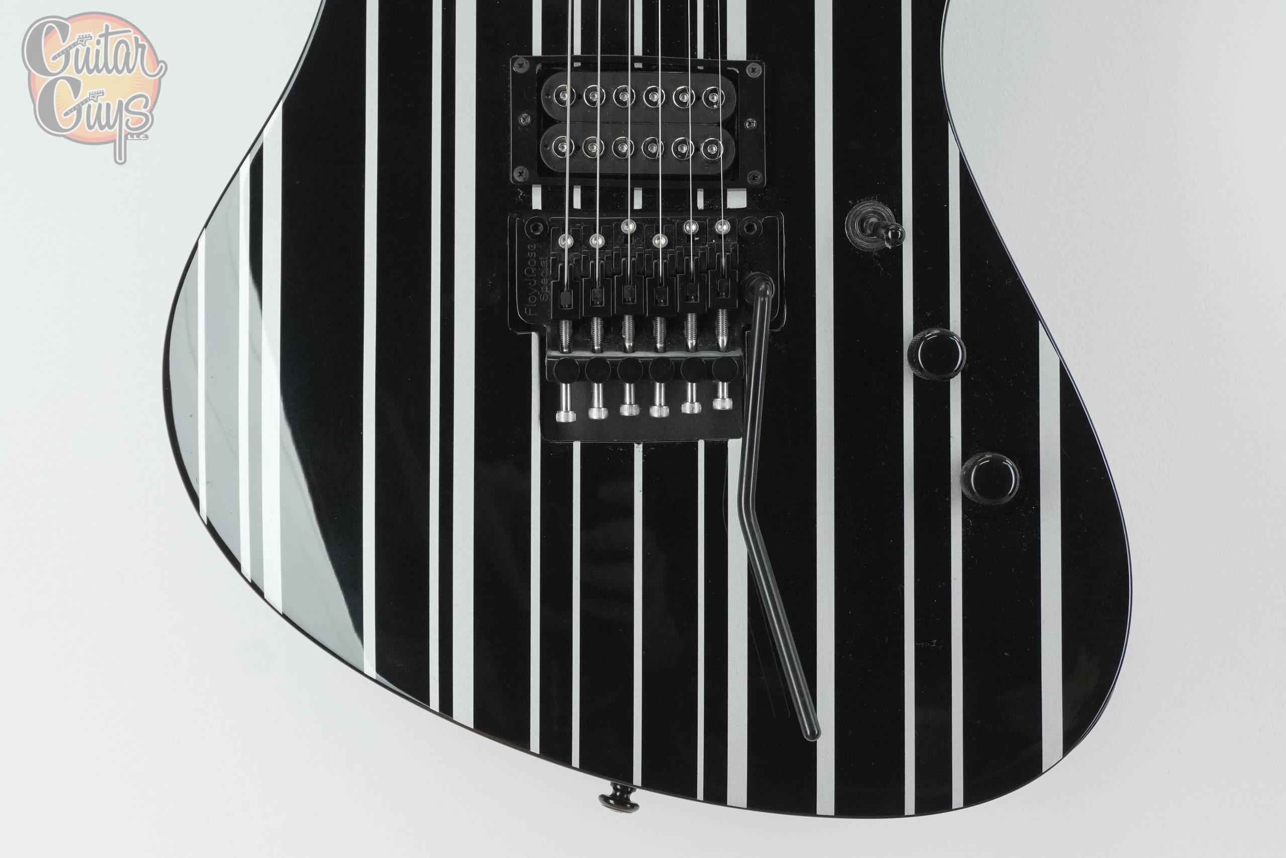 Pre-Owned Schecter Synyster Gates Standard Black with Silver Pinstripes - Image 3