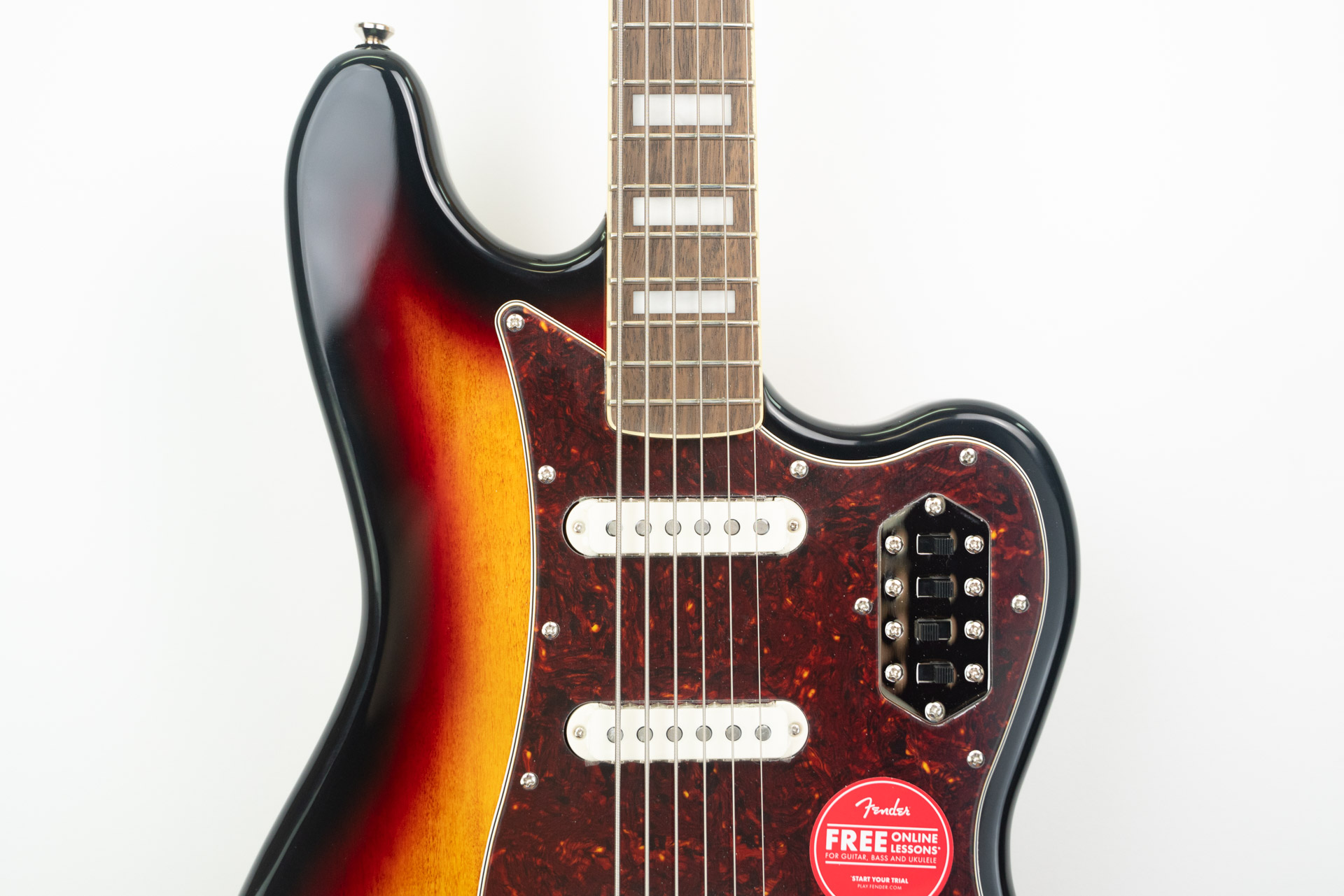Squier CLASSIC VIBE BASS VI (3-Color Sunburst) - Image 3