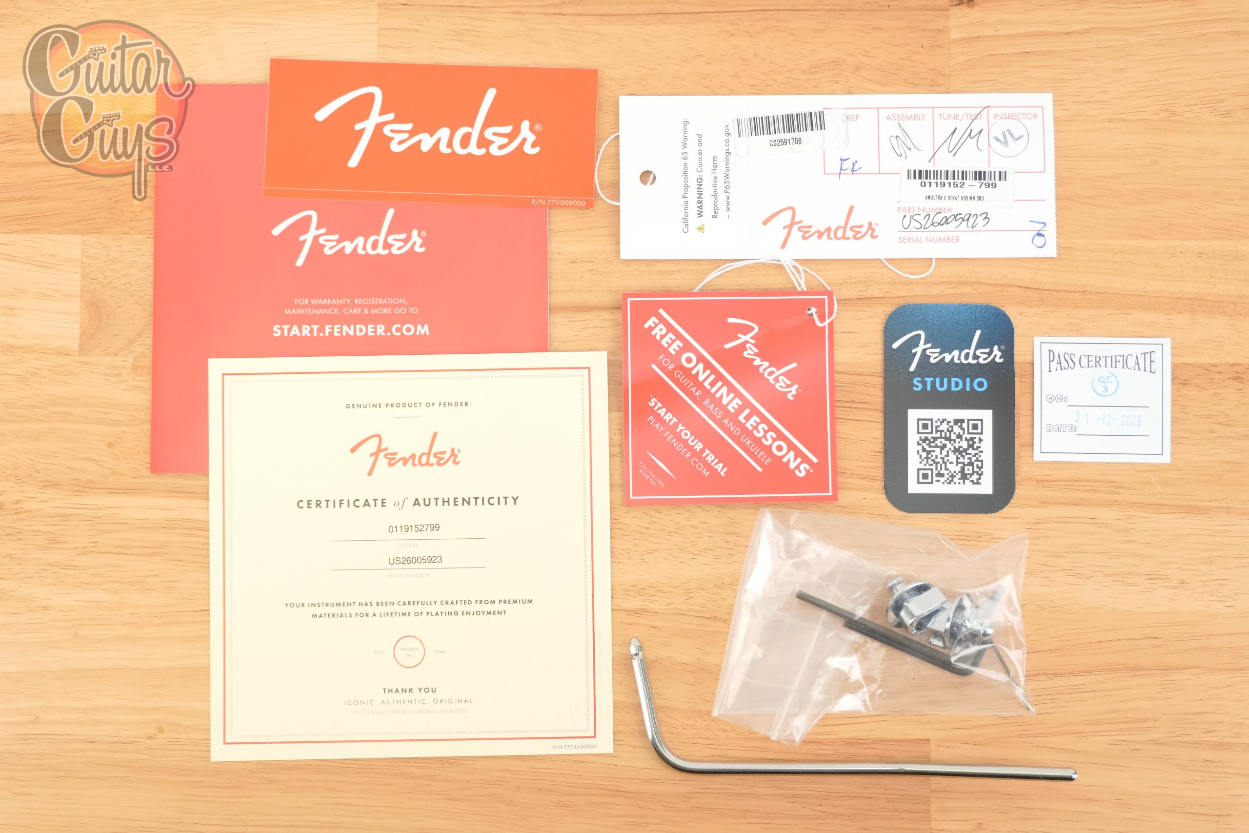 Fender American Ultra II Stratocaster HSS Sinister Red - Image 9