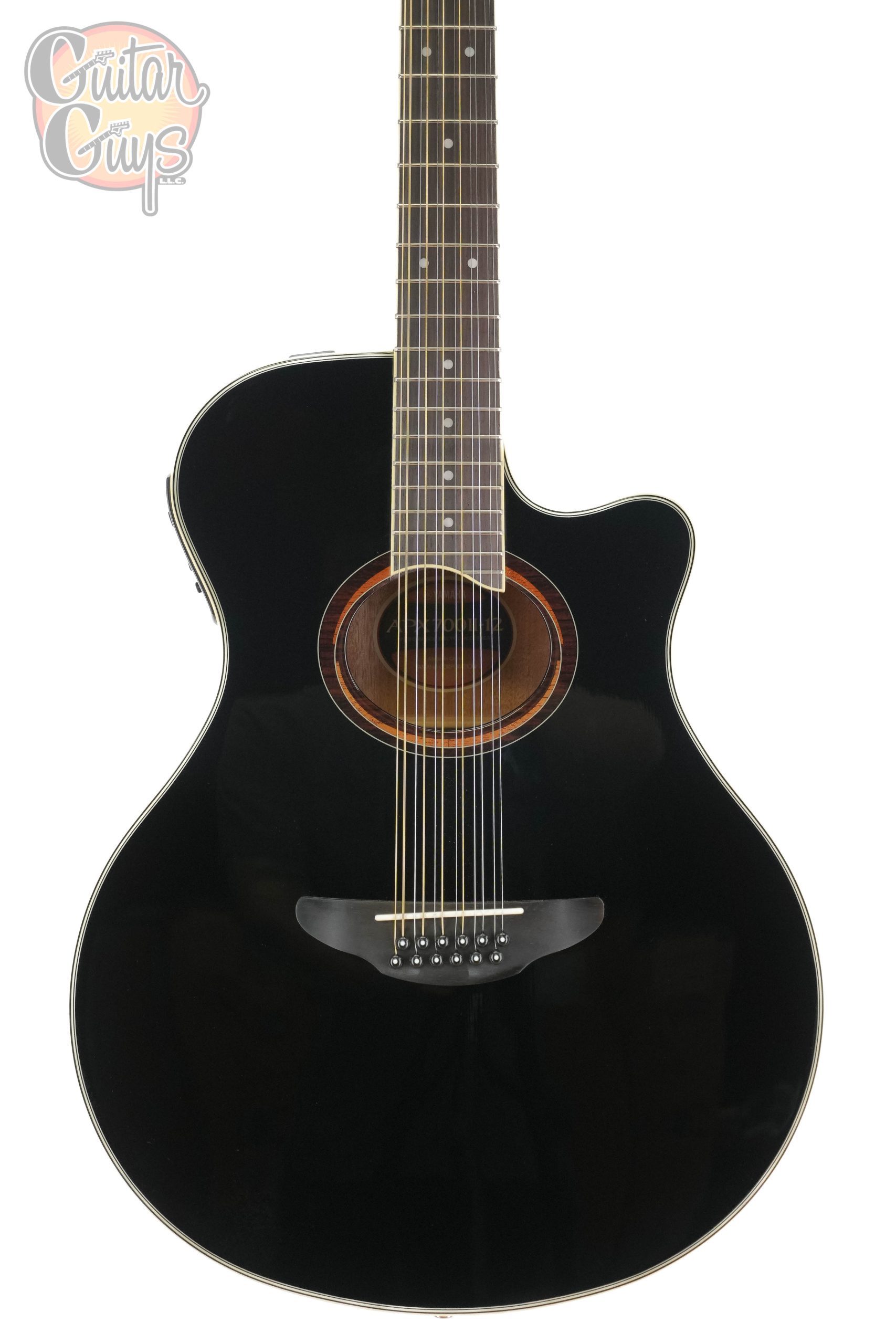 Yamaha APX700II Black