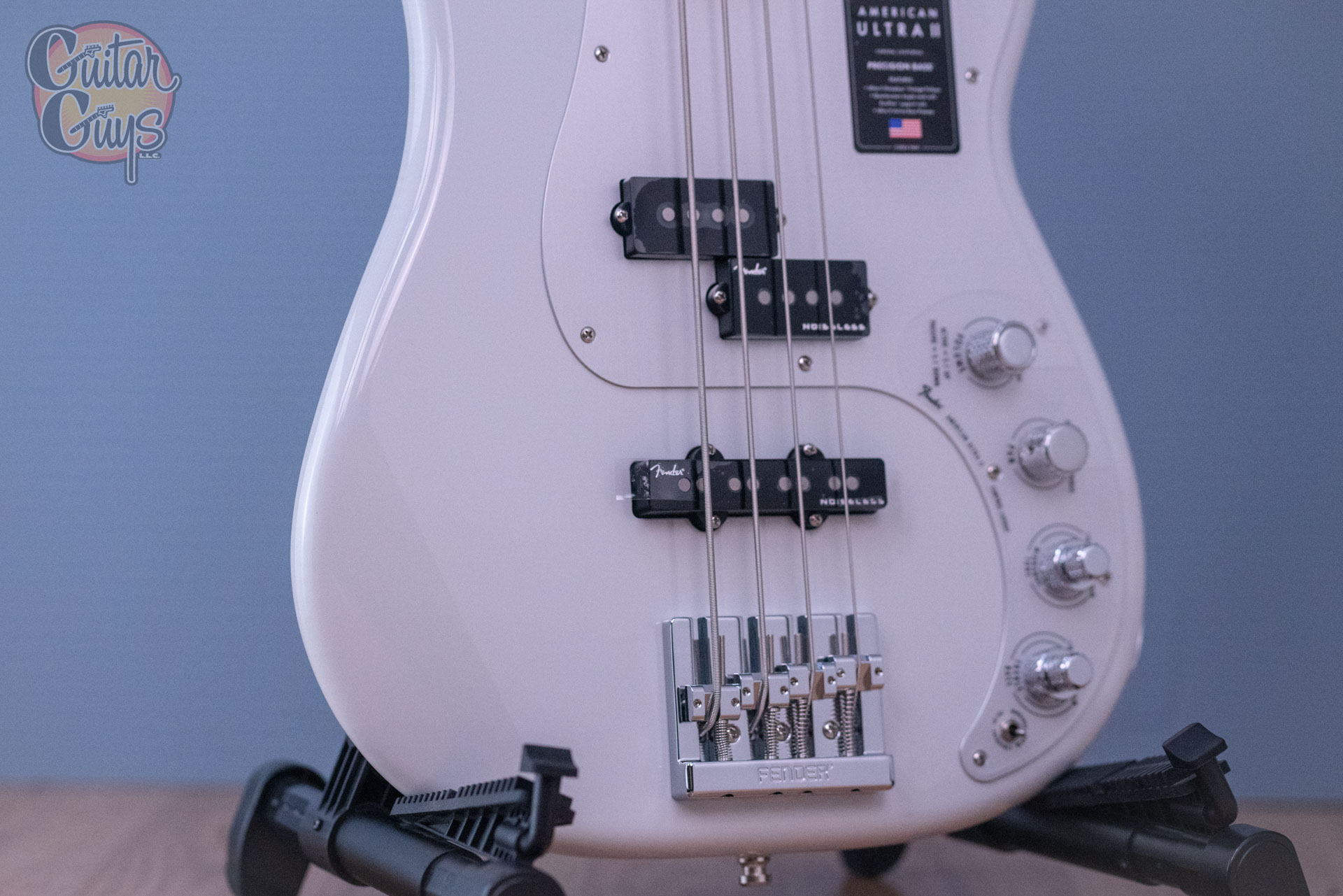 Fender American Ultra II Precision Bass Avalanche - Image 4