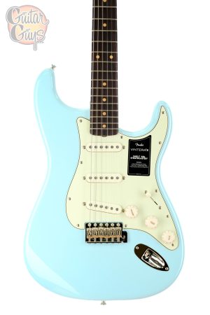 Fender Vintera III Early 60s Stratocaster Sonic Blue