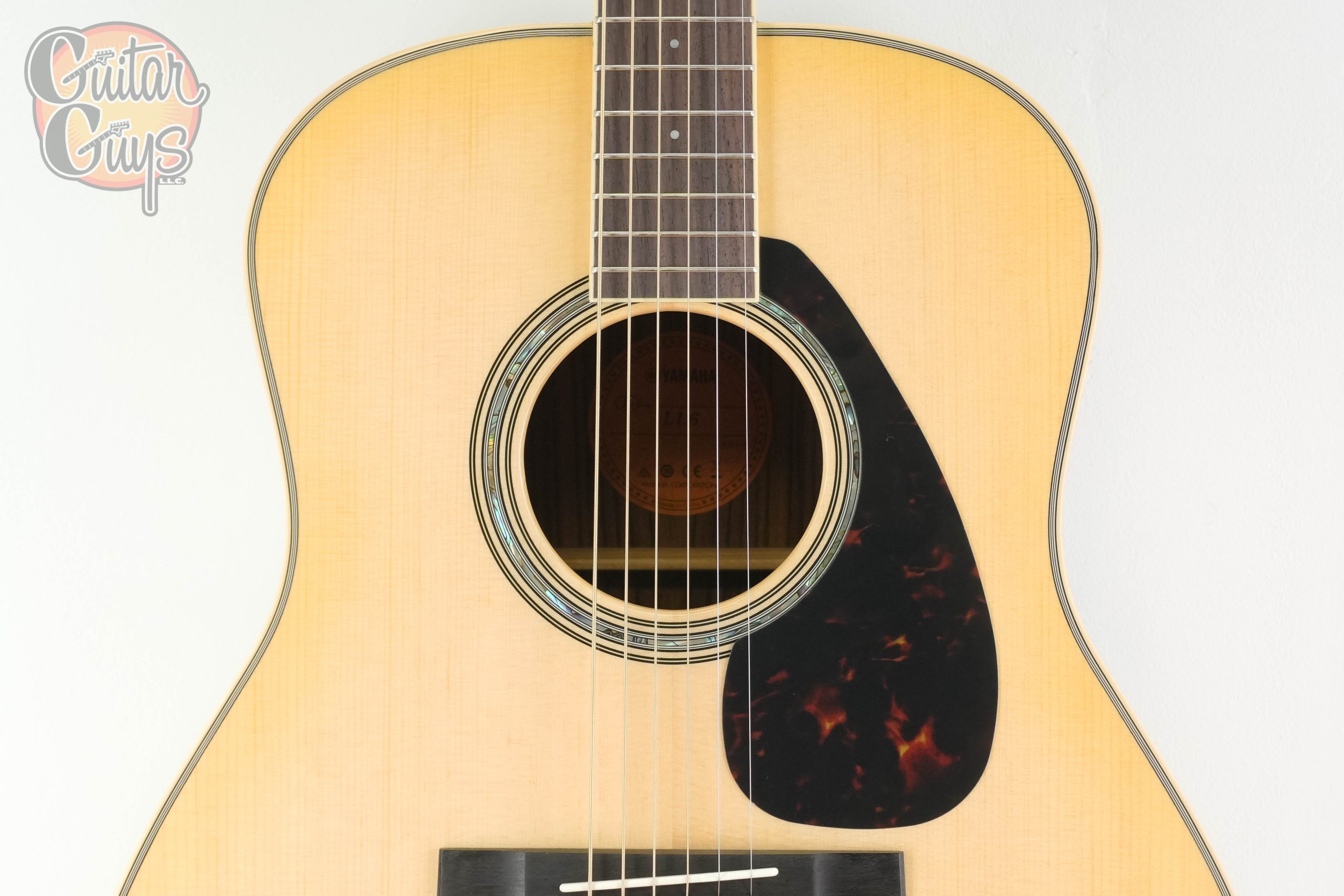 Yamaha LL6 ARE Original Jumbo Natural - Guitar Guys
