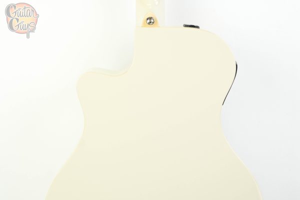 Yamaha APX600 (Vintage White) - Guitar Guys
