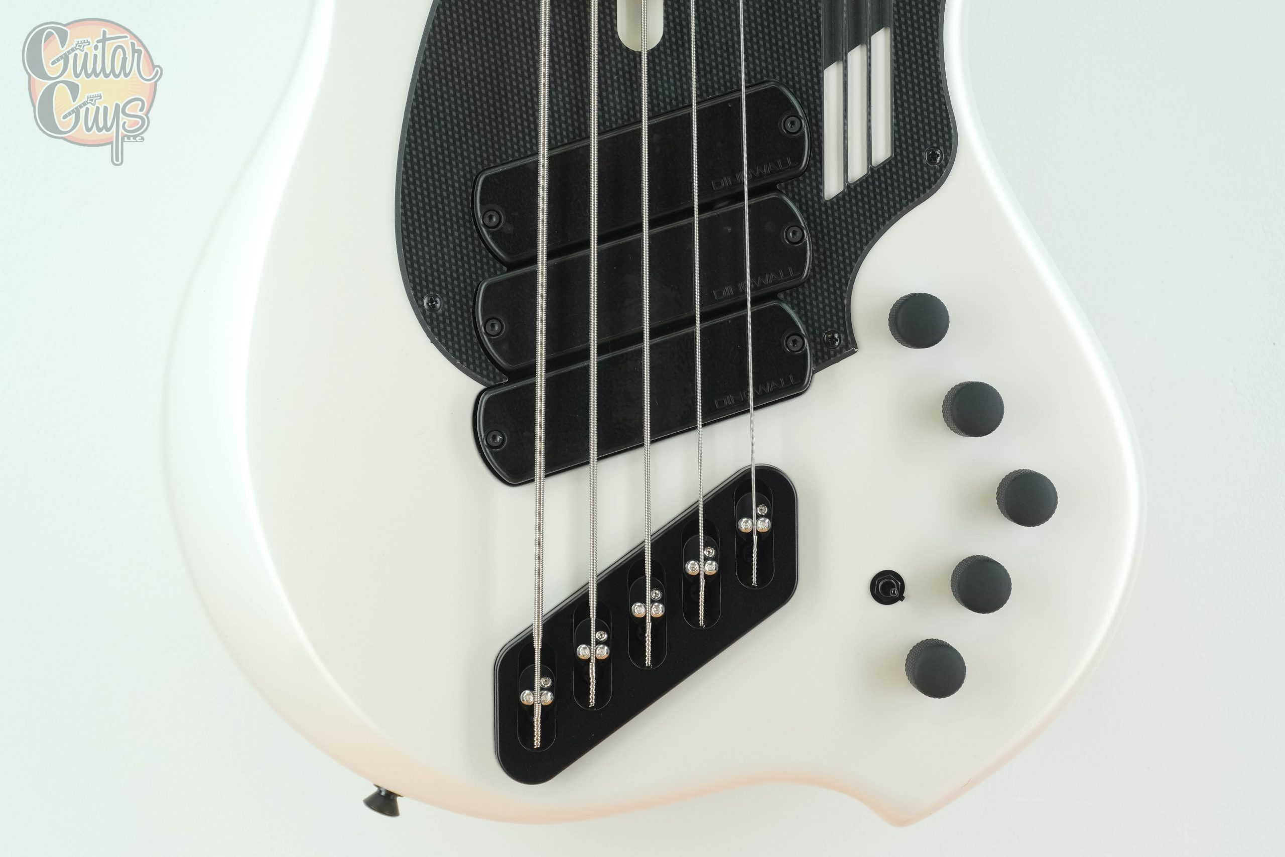 Dingwall NG3 Adam "Nolly" Getgood Signature 5-string Ducati Pearl White - Image 3