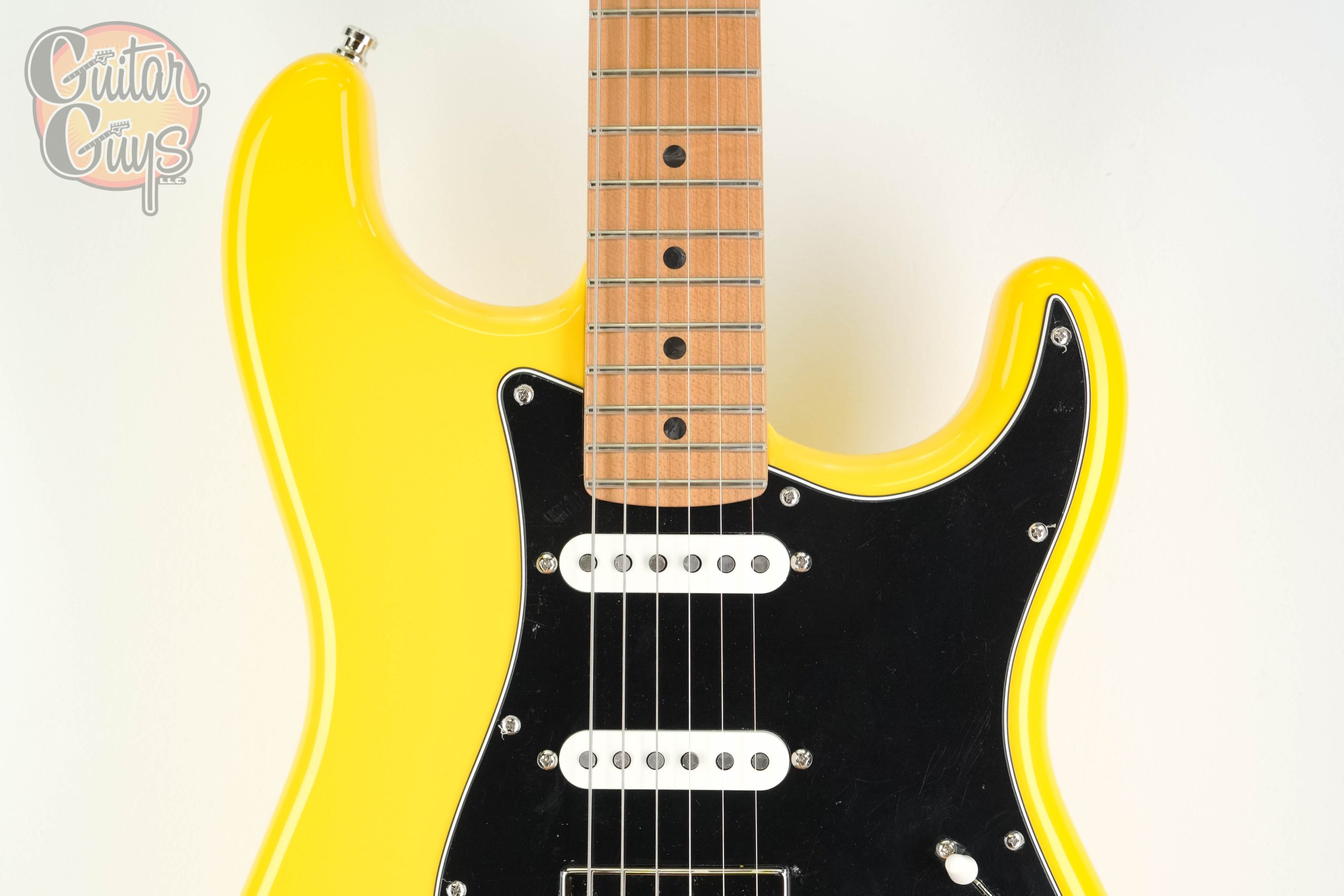 Fender Limited Edition American Ultra II Stratocaster HSS Graffiti Yellow - Image 4