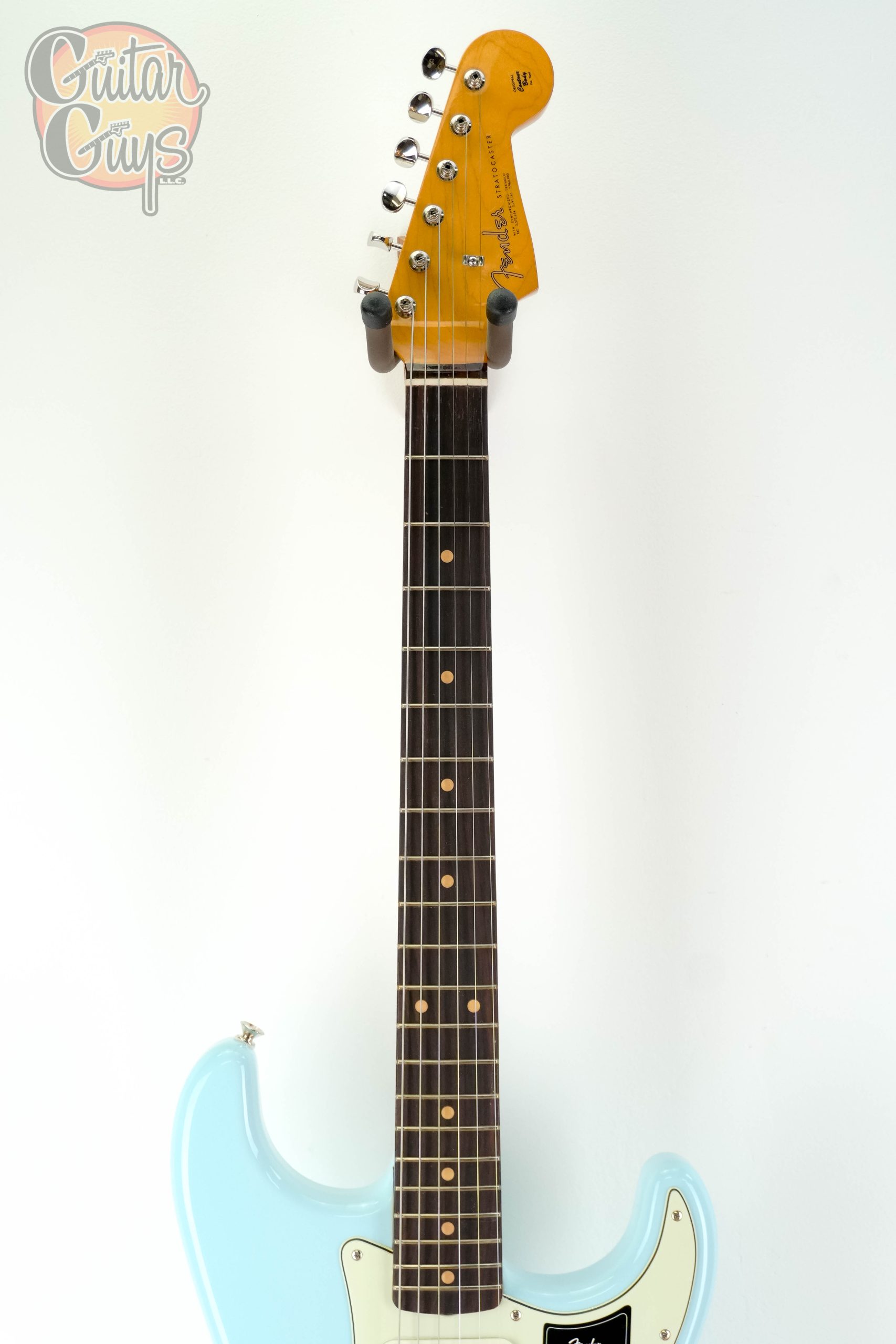 Fender Vintera III Early 60s Stratocaster Sonic Blue - Guitar Guys
