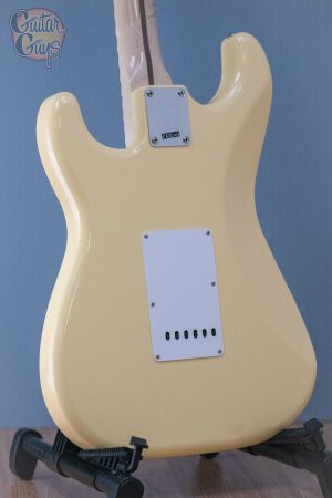 Fender Yngwie Malmsteen Stratocaster Vintage White - Guitar Guys