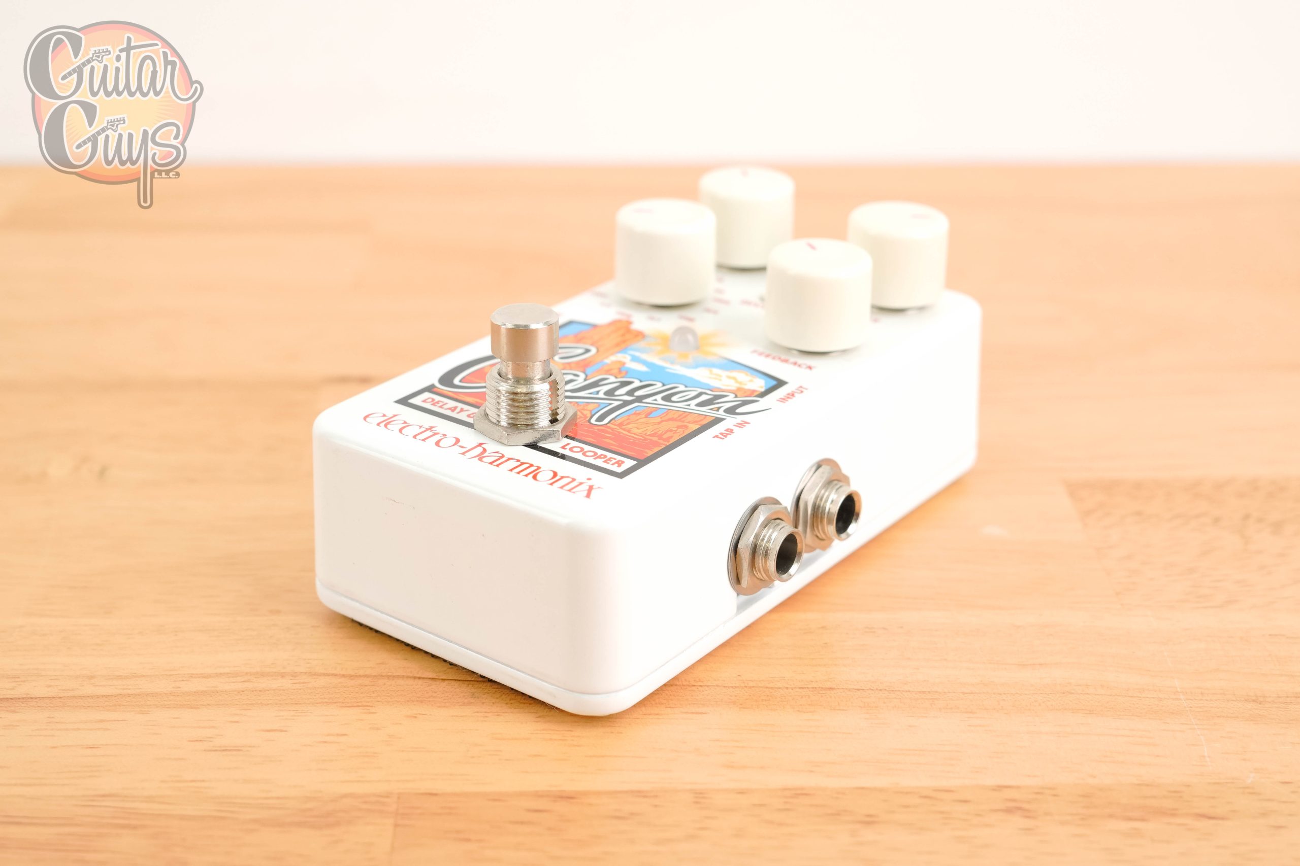 Pre-Owned Electro-Harmonix Canyon - Guitar Guys