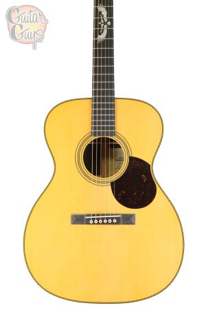 Martin Limited Edition 000-28 Shawn Mendes