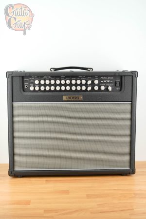 Pre-Owned Boss Nextone Special Combo