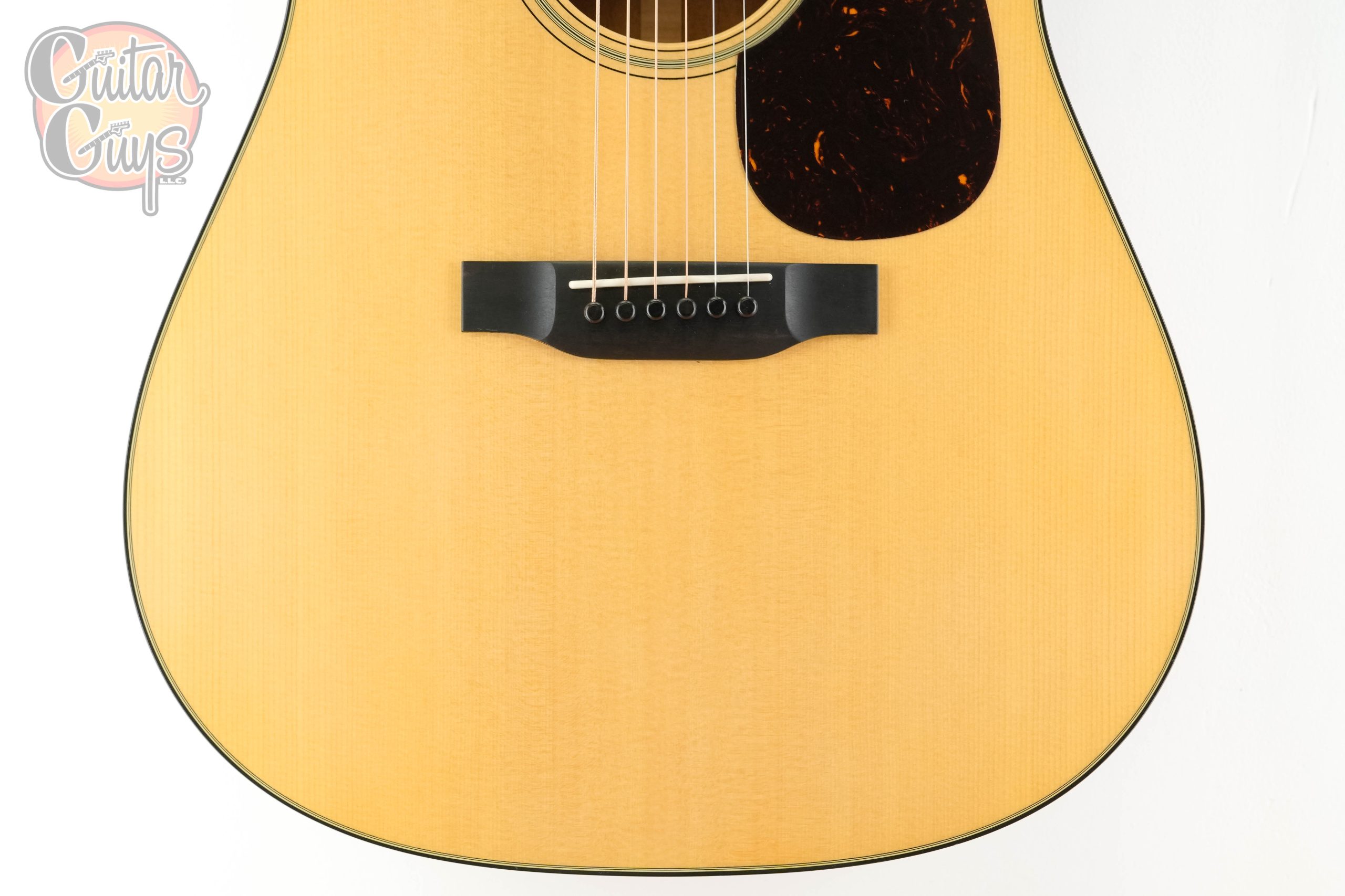 Pre-Owned Martin D-18 Natural 2025 - Image 3