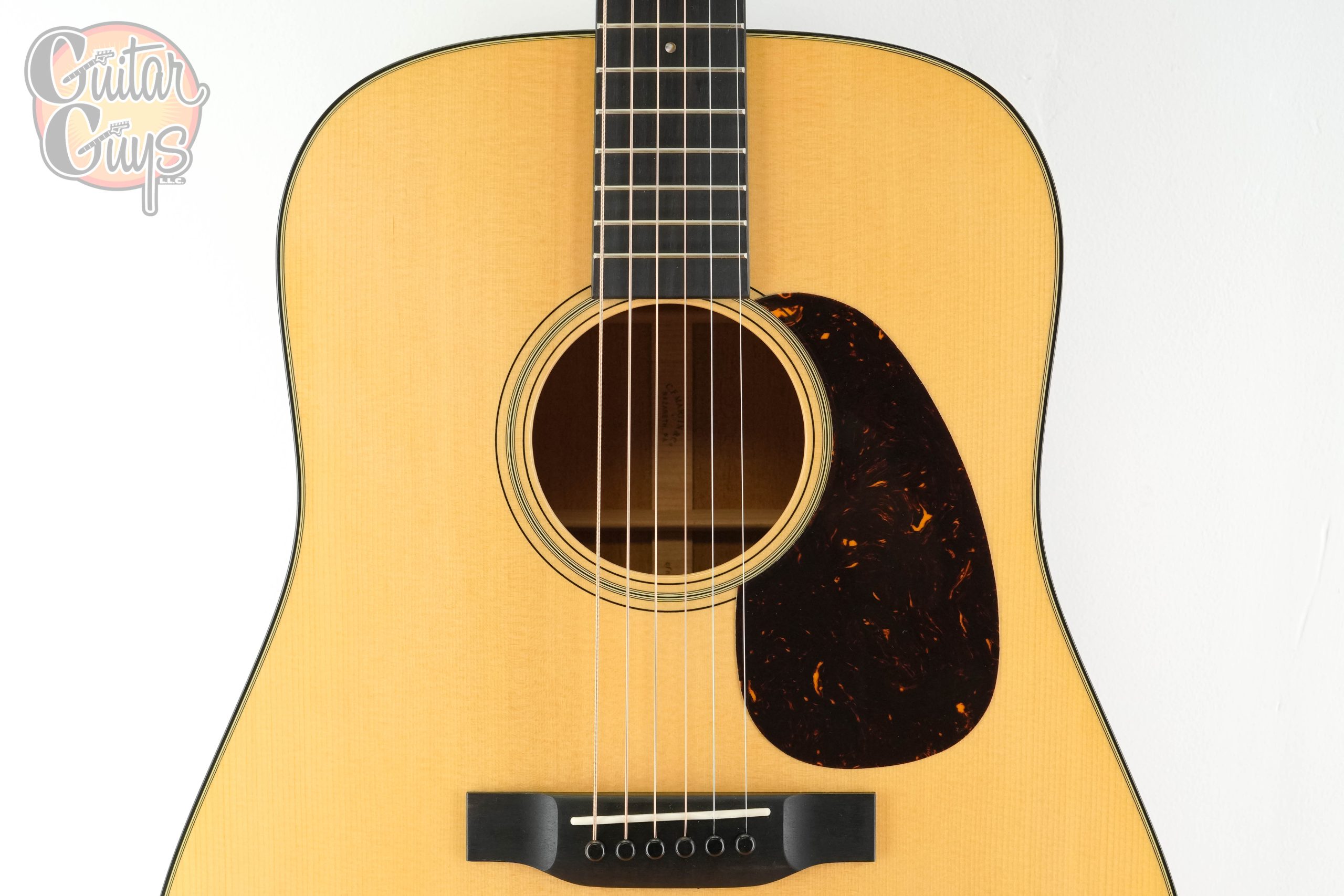 Pre-Owned Martin D-18 Natural 2025 - Image 4