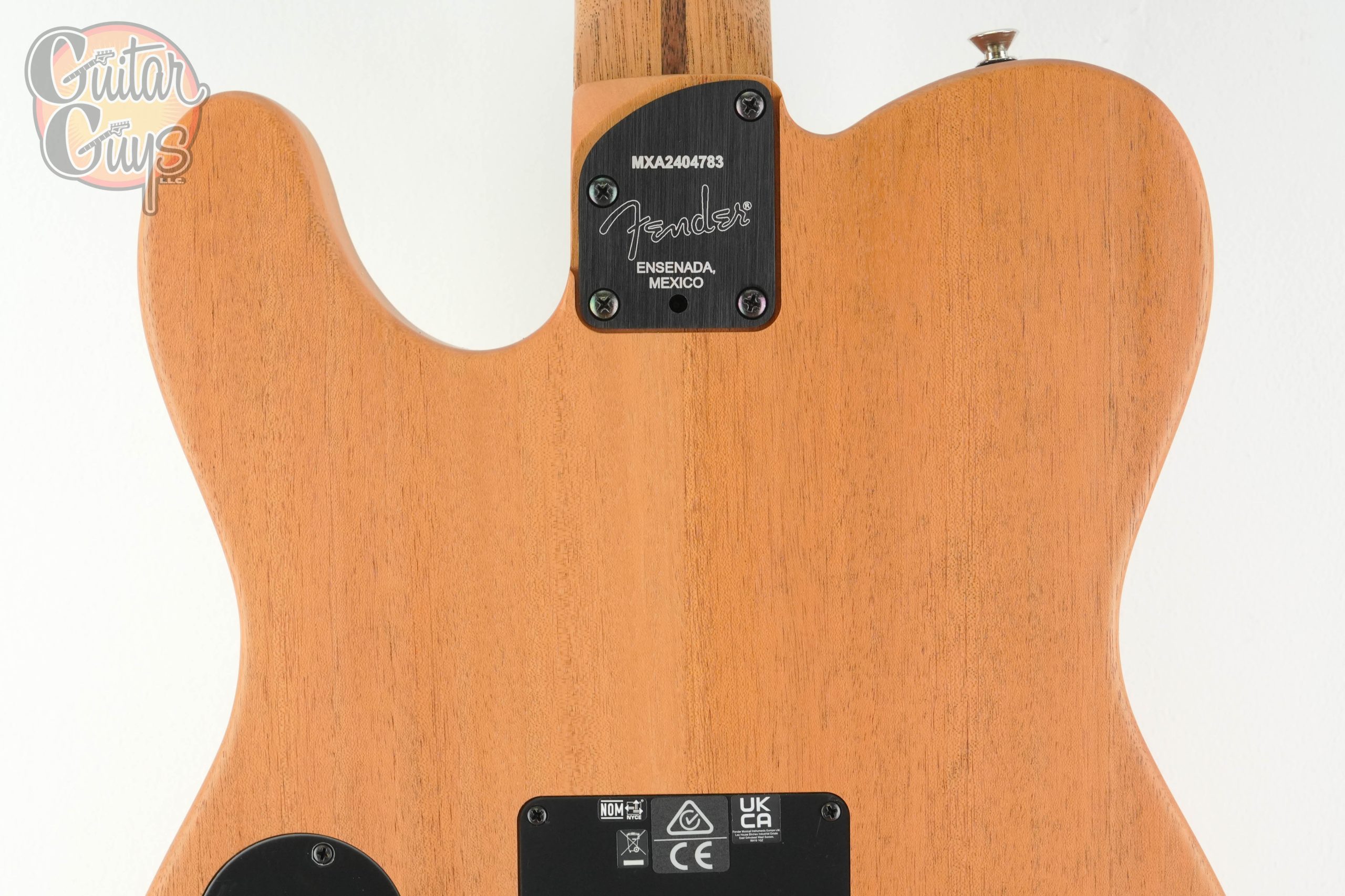 Pre-Owned Fender Finneas Artist Series Acoustasonic Telecaster Cappuccino Fade - Image 6