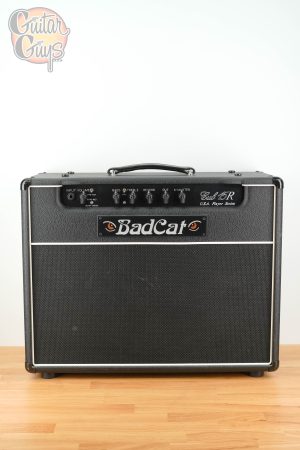 Pre-Owned Bad Cat Cub 15R Combo