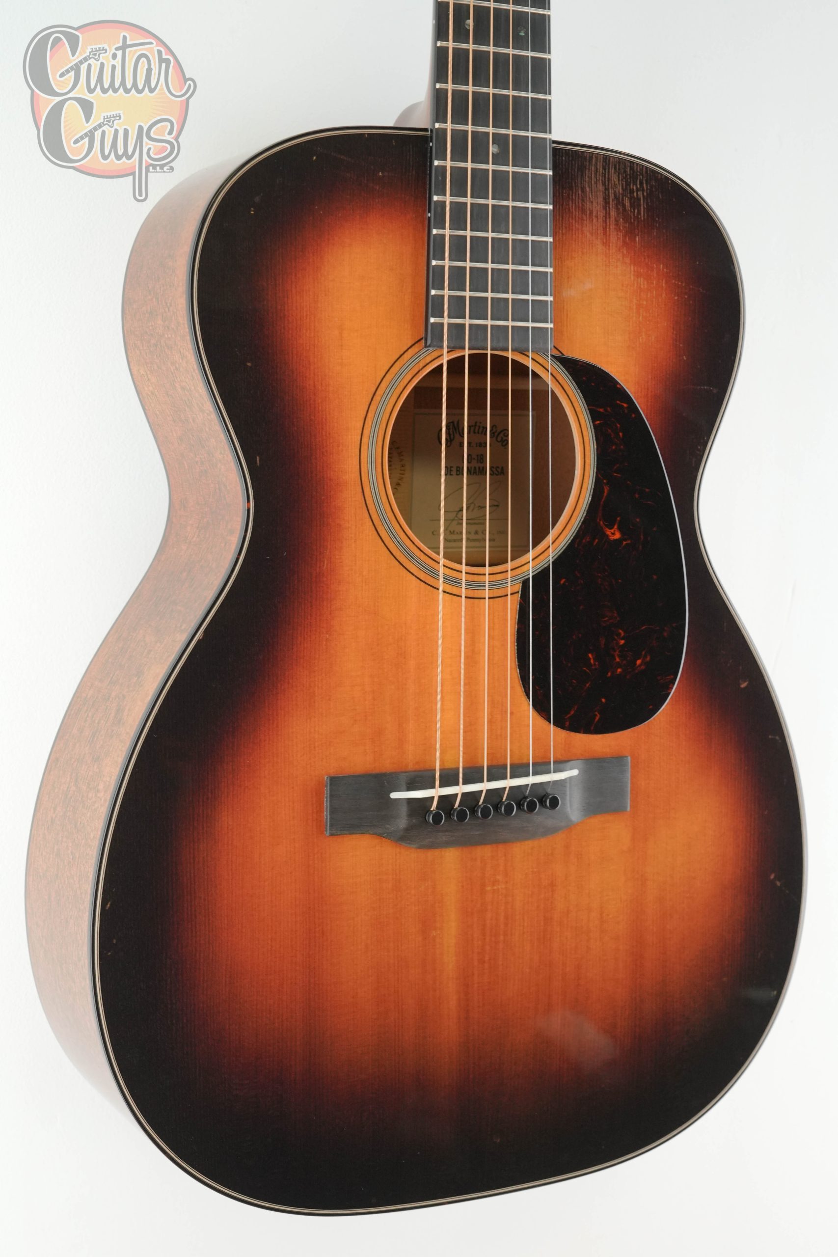 Martin 00-18 Joe Bonamassa 1937 Joe Bonamassa Sunburst - Image 5