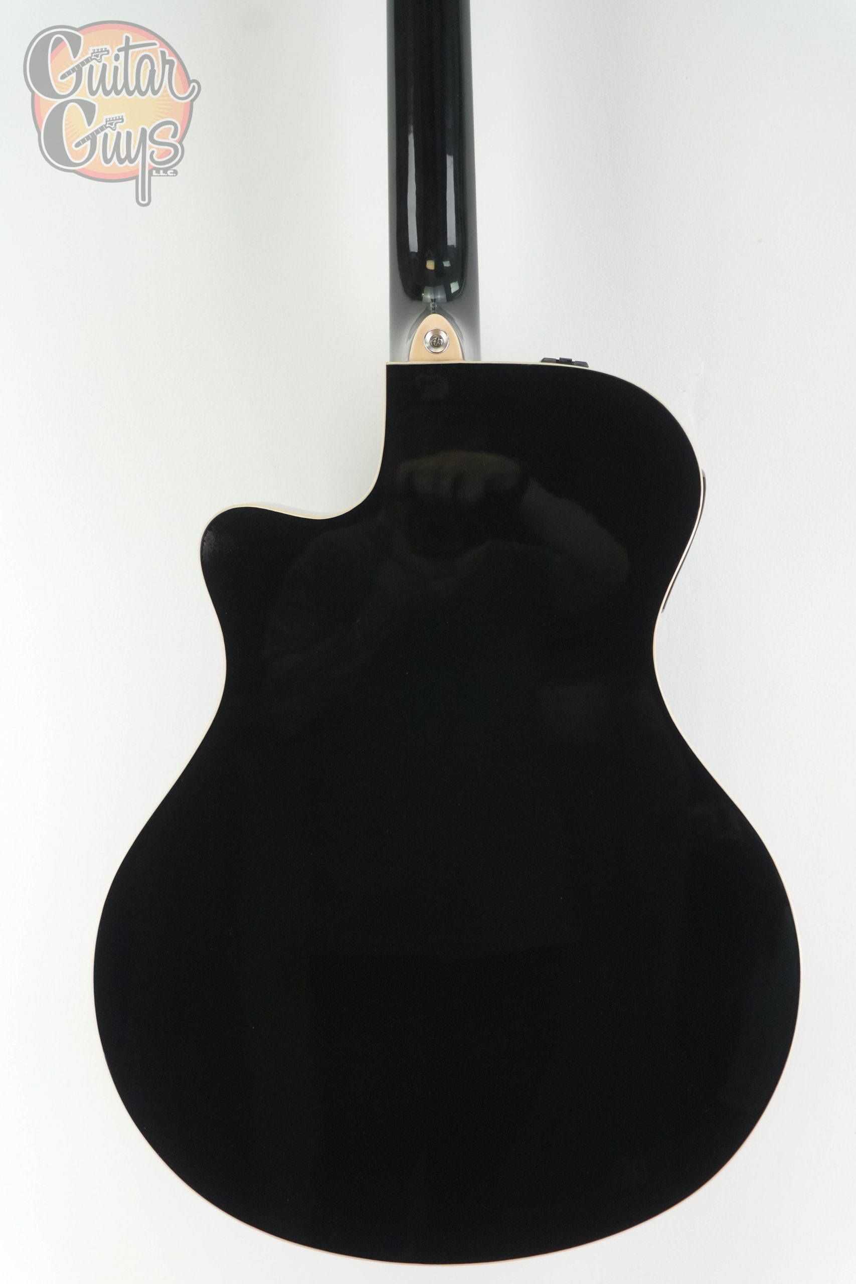 Yamaha APX600 Black DEMO - Image 8